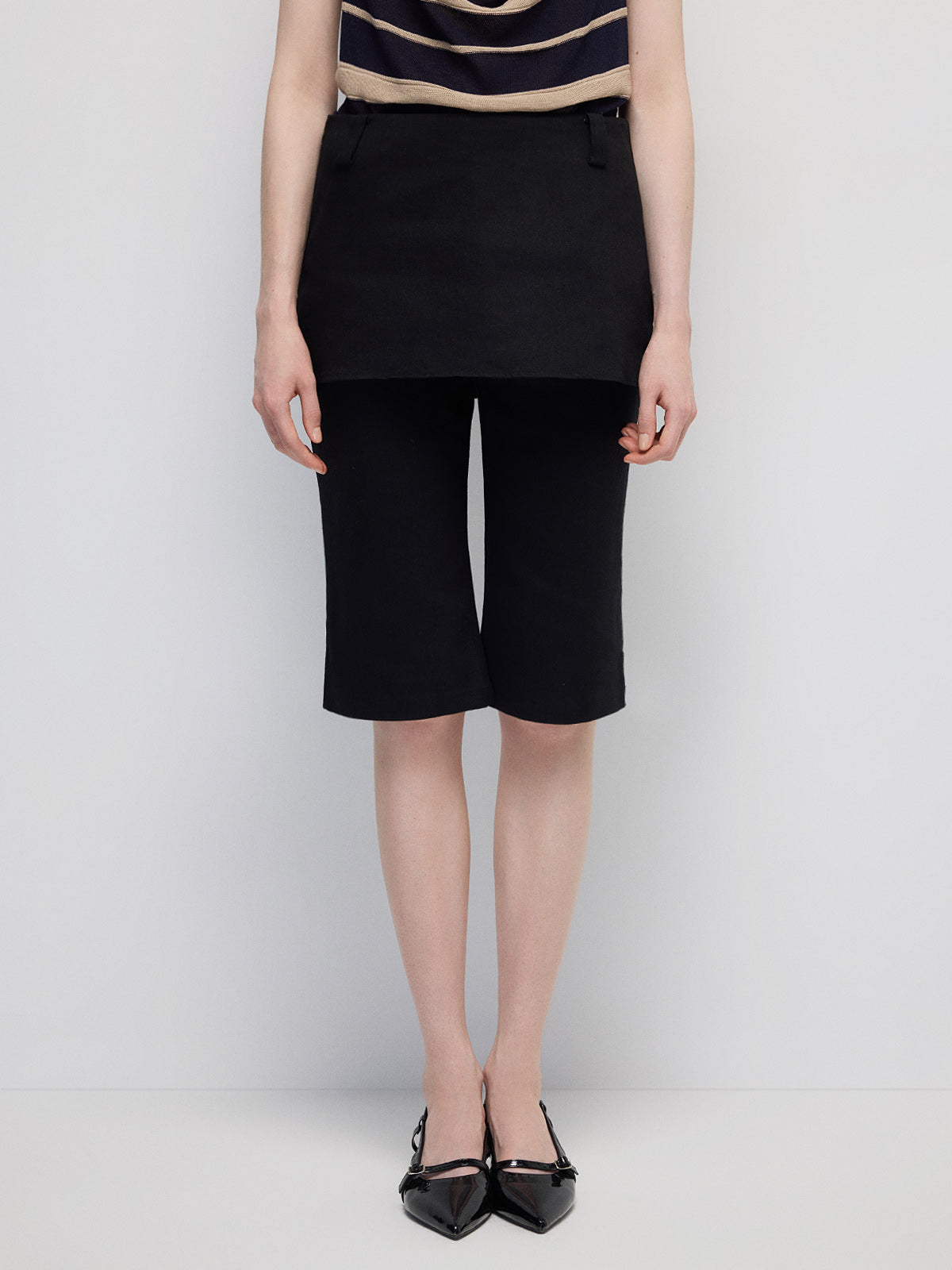 Mirror Trick Layer Skort Capri Pants - Deep Black