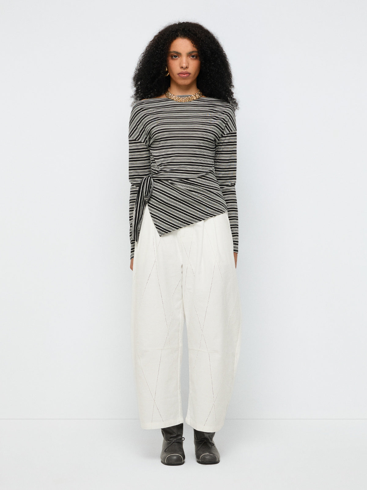 Side Control Stripe Sleeve Top – Charcoal Grey