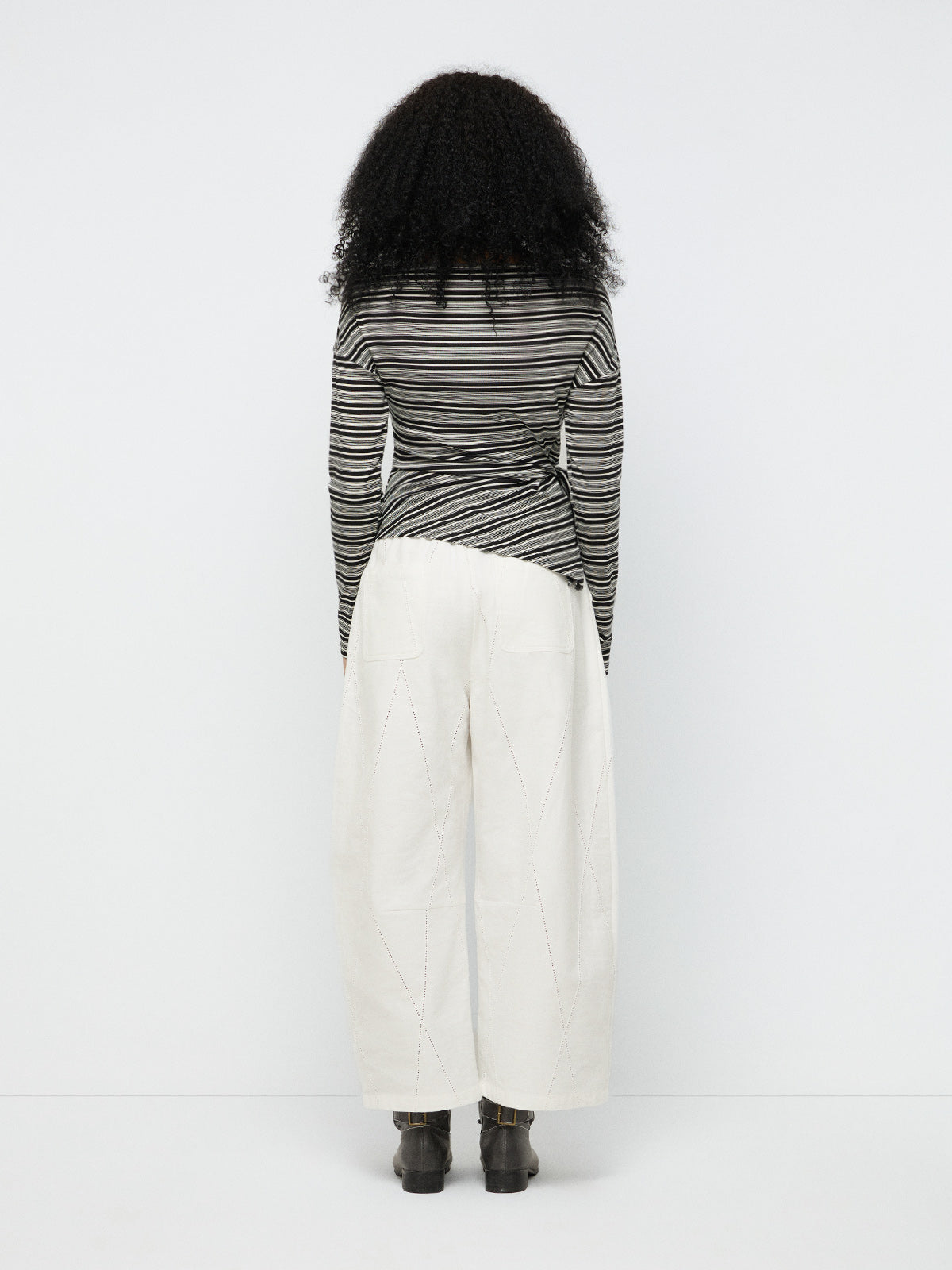 Side Control Stripe Sleeve Top – Charcoal Grey