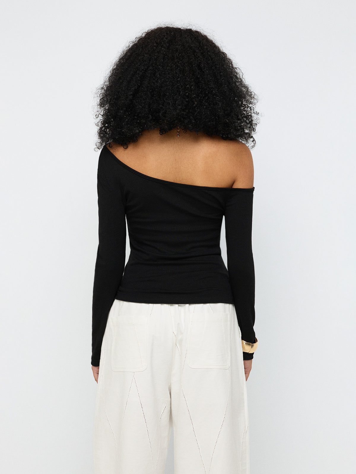 The hidden leopard Halter Grip Sleeve Top – Ink Black