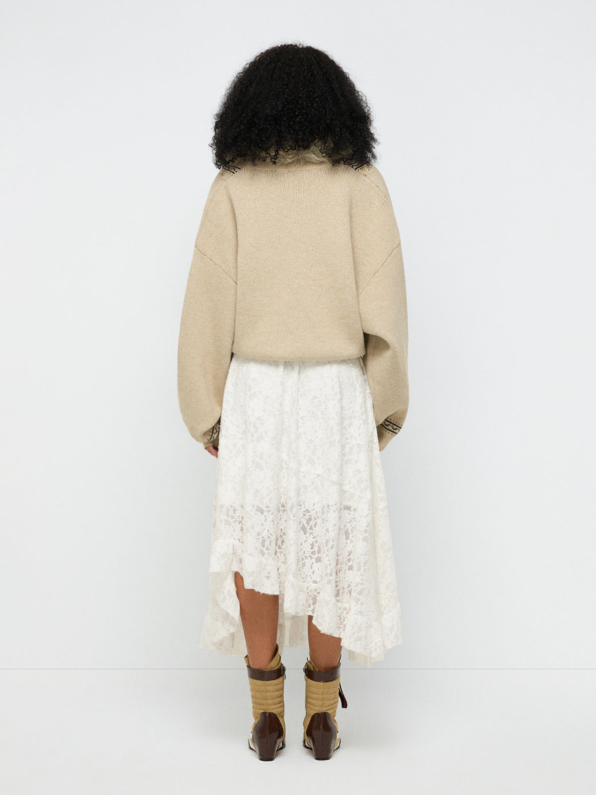 Falling Edge Lace Skirt – Ivory White