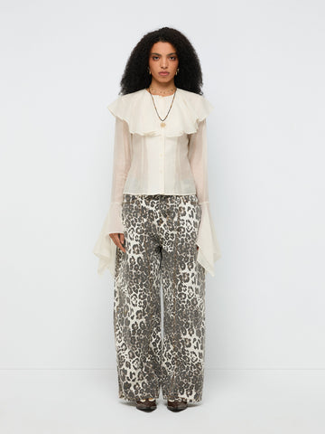 Air Light Ruffle Blouse – Ivory Cloud