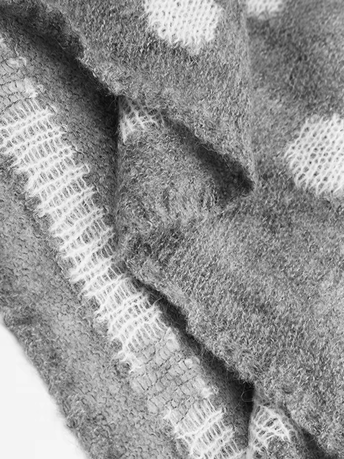 Brick Lane Skimming Patterned Crewneck Knit Sweater - Blue
