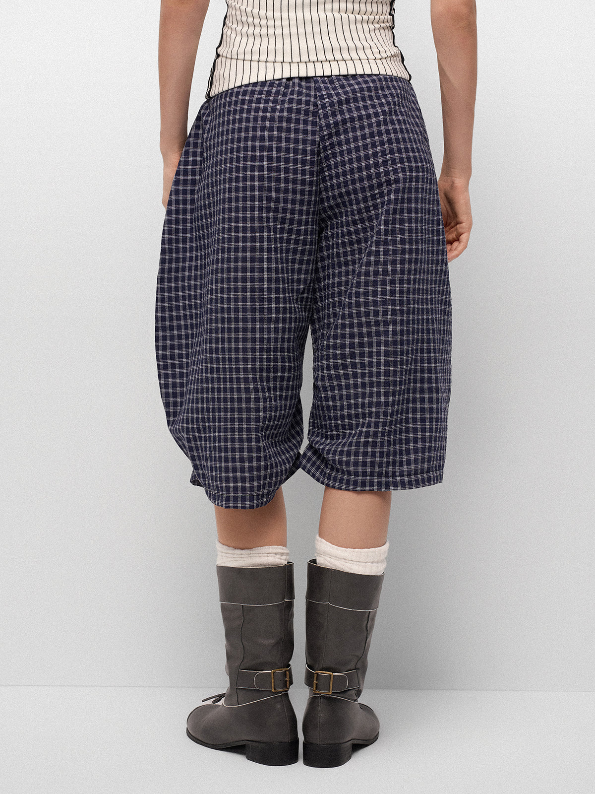 Library Bounce Shorts – Check Navy