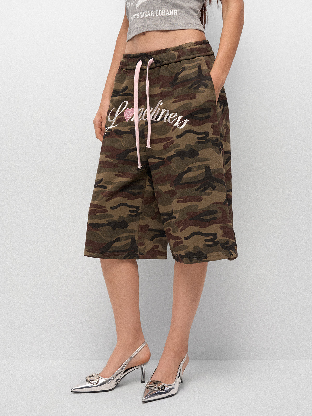 Back Row Shorts – Camo Love