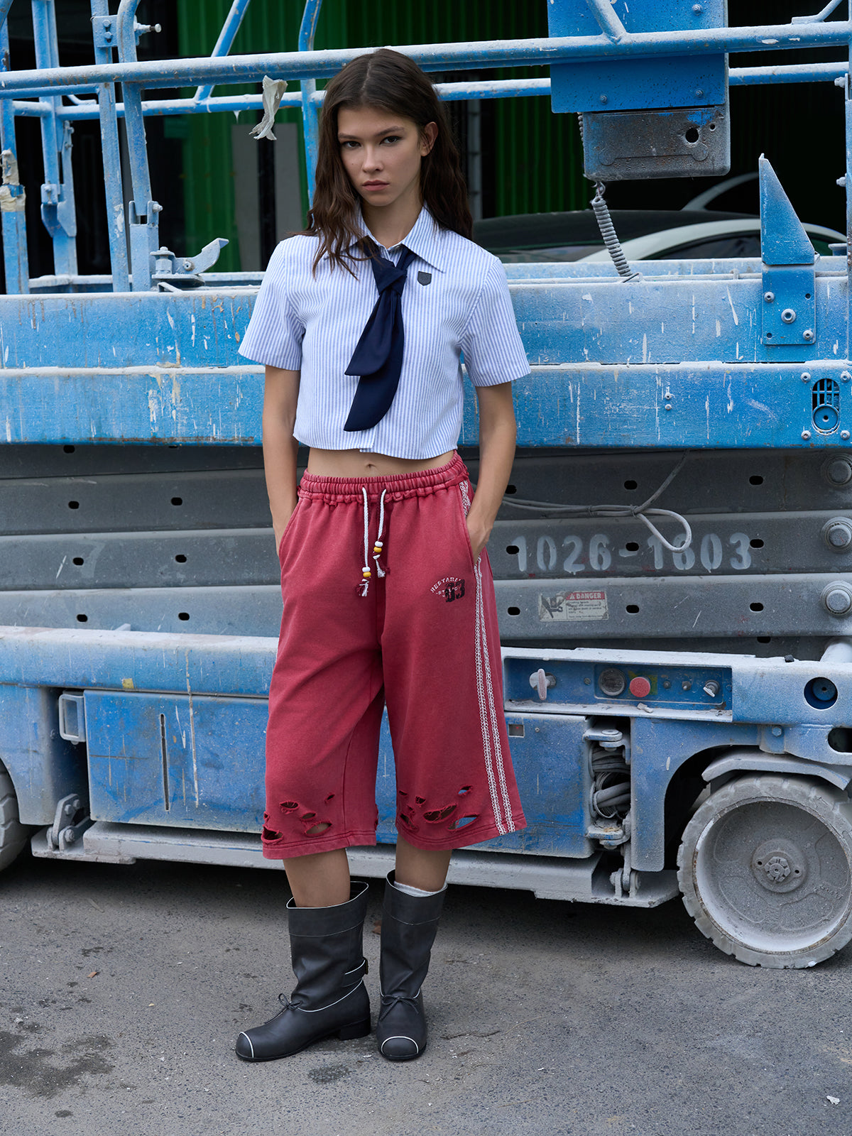 Don’t Text Me Shorts – Rose Red
