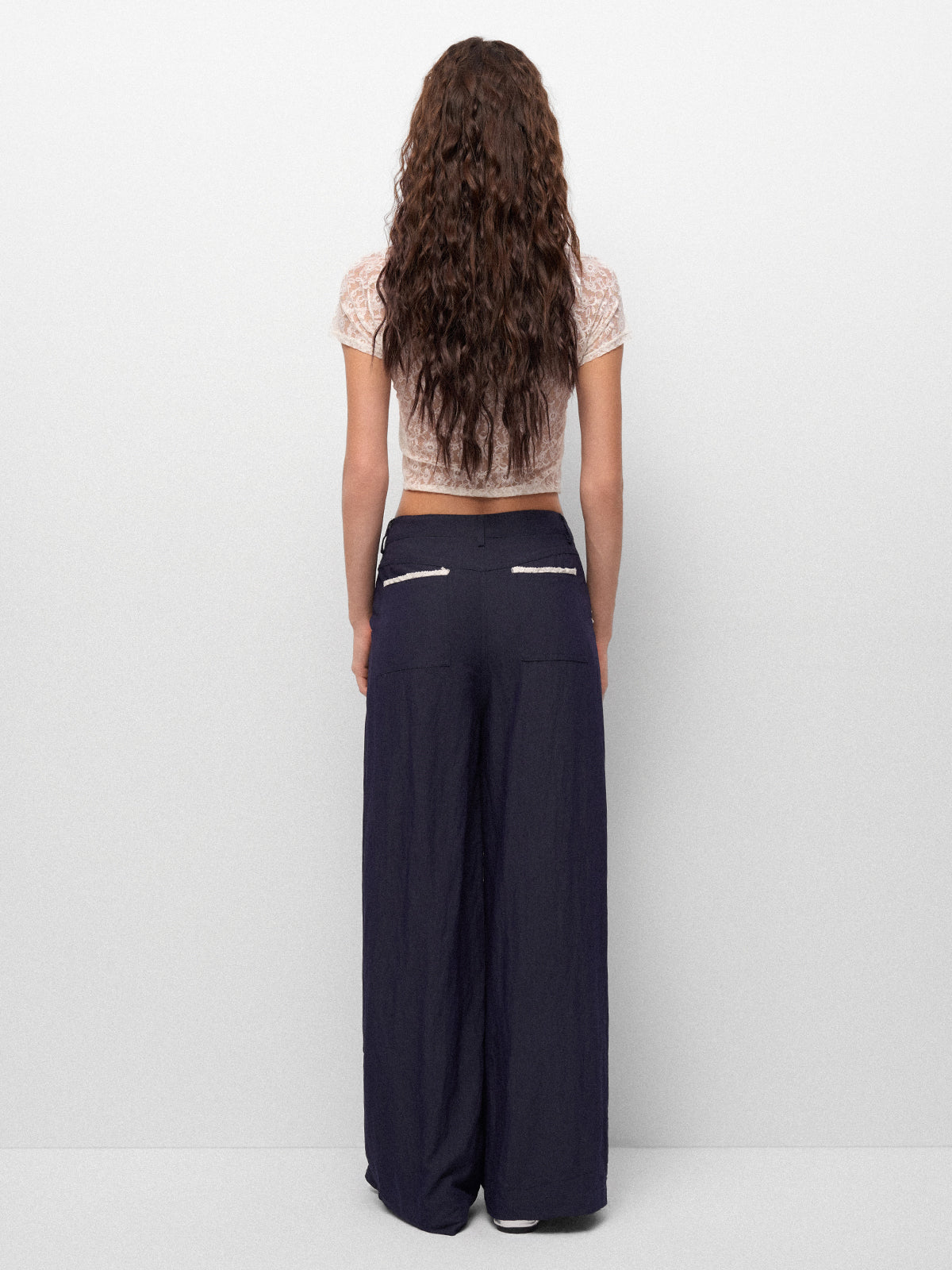 Sneaky Trim Talks Pants – Navy Neat