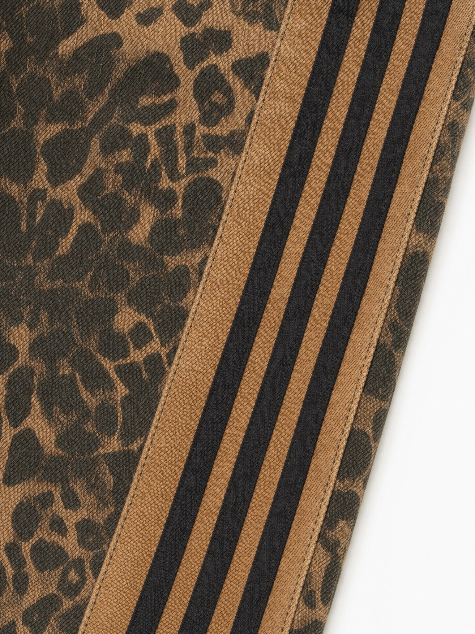 Wild Tempo Stripe Pants - Honey Camo