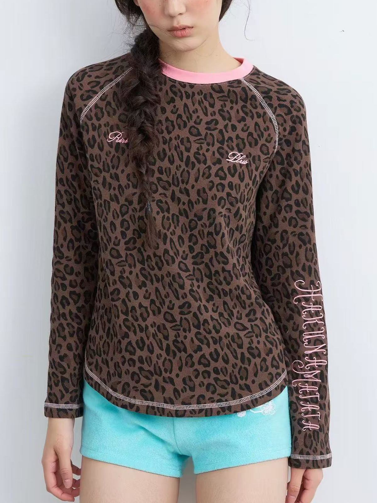 Brick Lane Patterned Crewneck Long Sleeve Knit Top - Brown