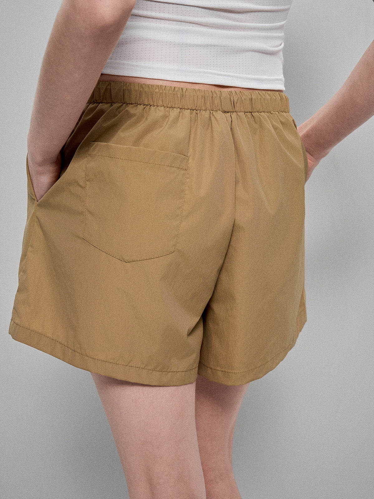 Trail Flow Shorts - Dune Scout
