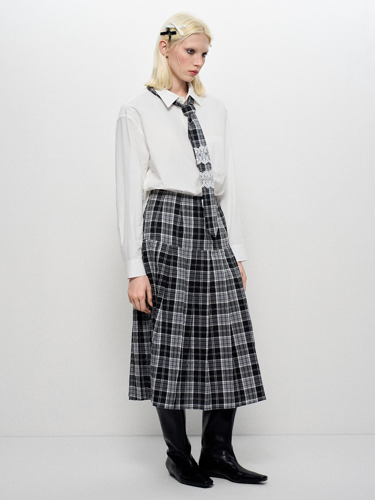 Bookish Plaid Skirt - Ink & Ivory
