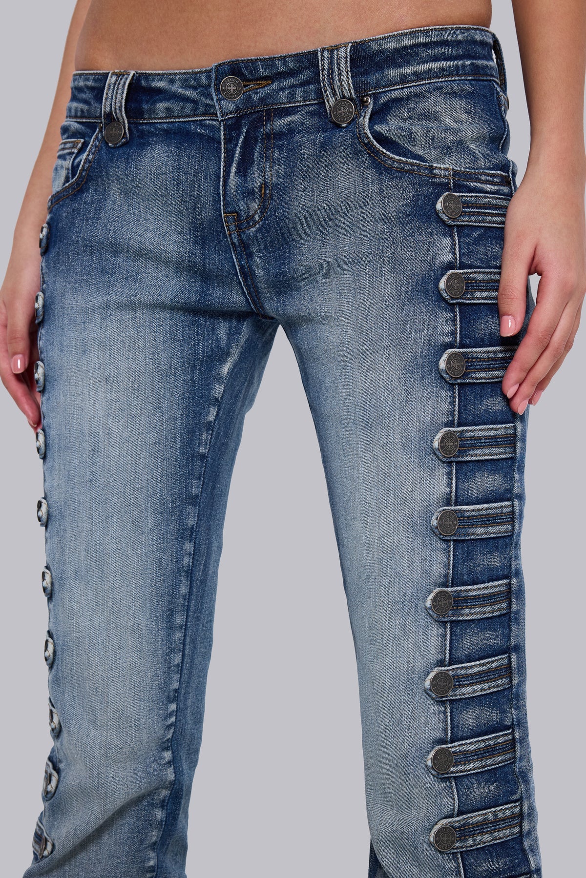 Co-ed Dorm Skimming Low-Rise Bootcut Denim Maxi Pants - Blue
