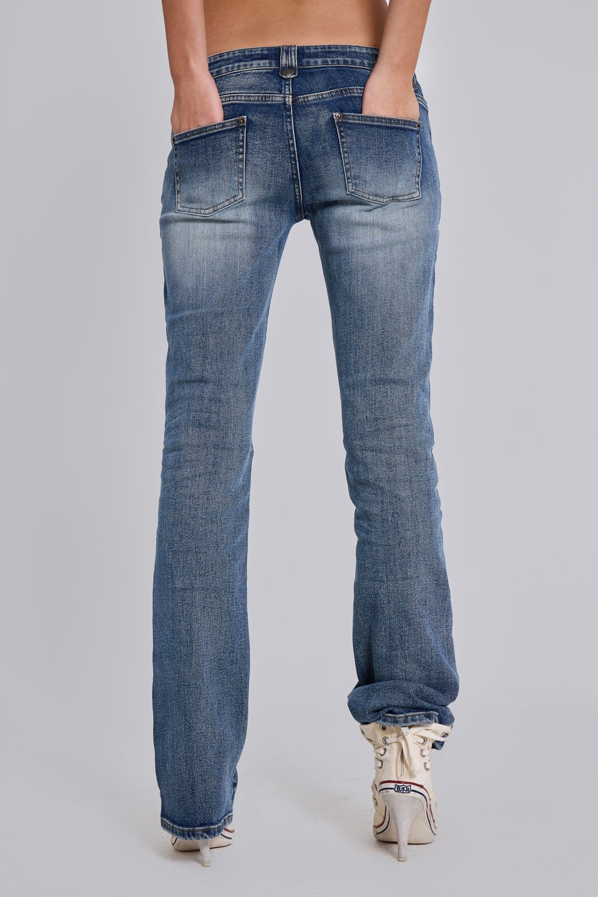 Co-ed Dorm Skimming Low-Rise Bootcut Denim Maxi Pants - Blue
