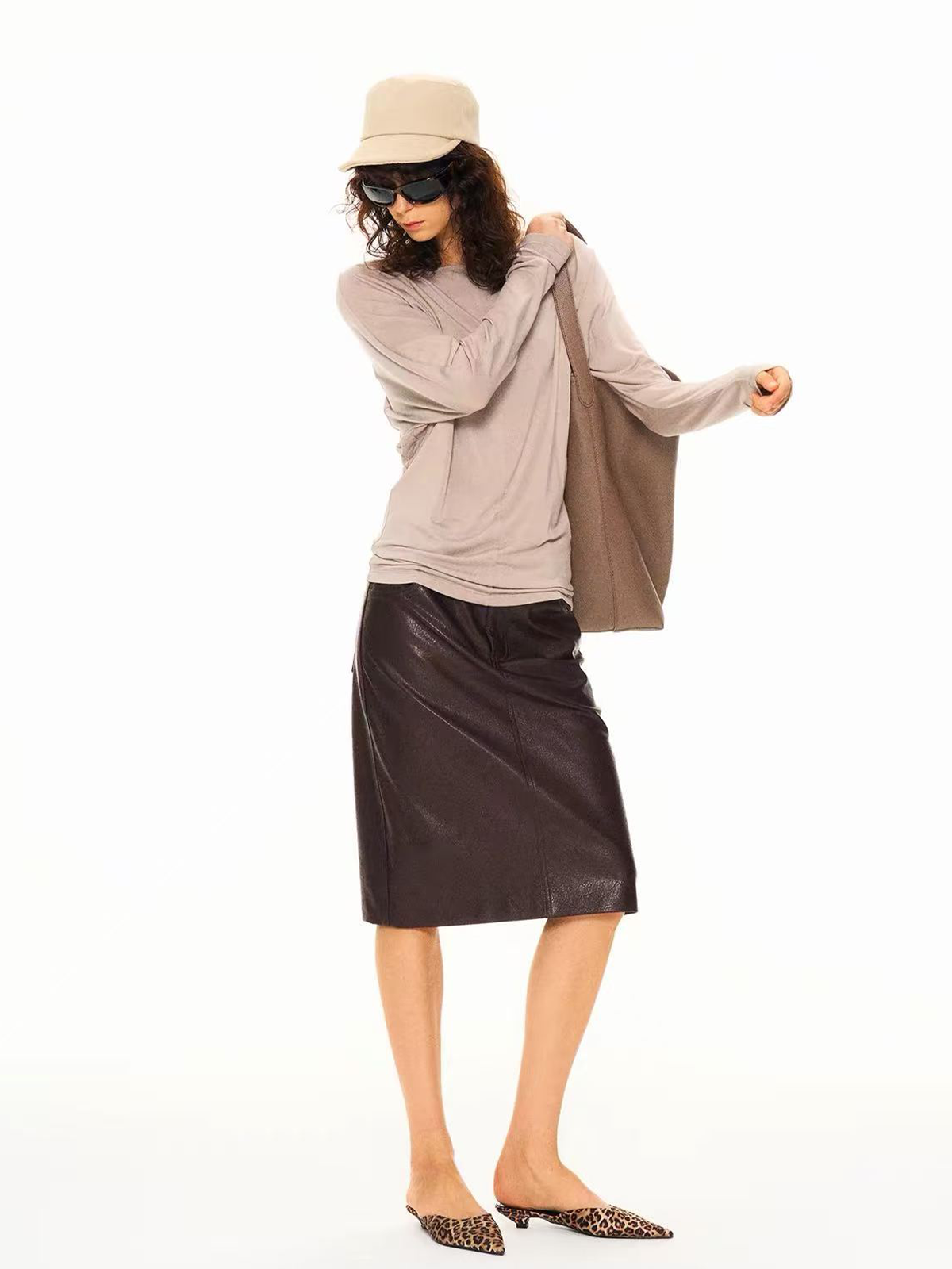 Brick Lane Relaxed Boat Neck Knit Sweater - Light Pink