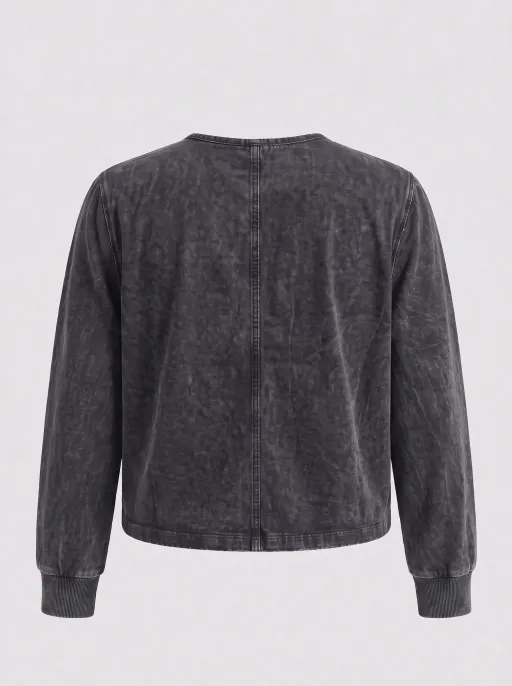 Co-ed Dorm Skimming Heart Hardware V-Neck Top - Grey