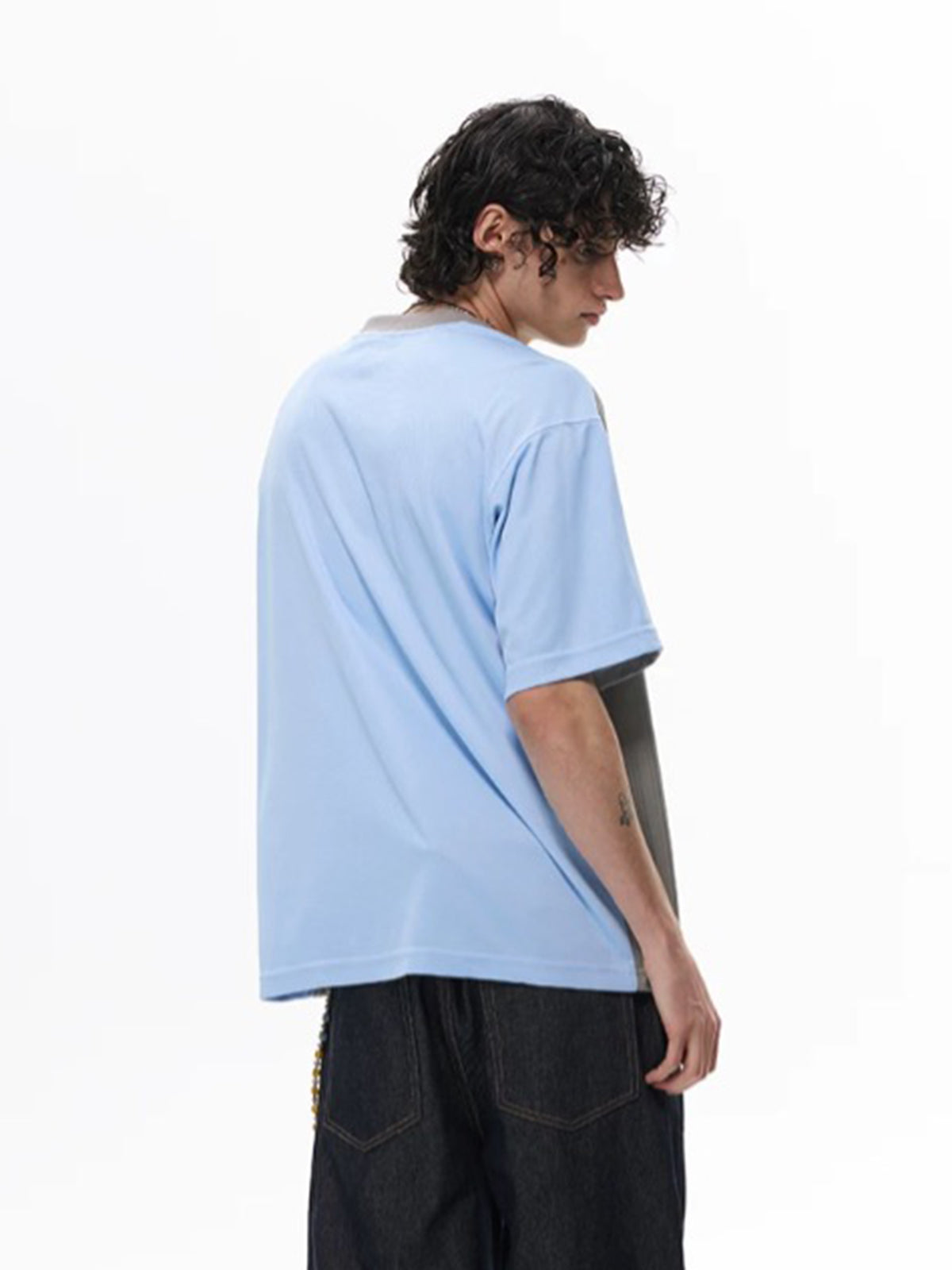 Co-ed Dorm Baggy Badge Graphic Contrast Color Jersey Tee - Grey