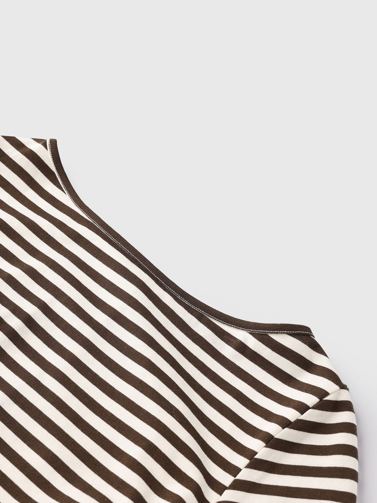 Fine Tension Open-back Stripe Top – Cream Mocha