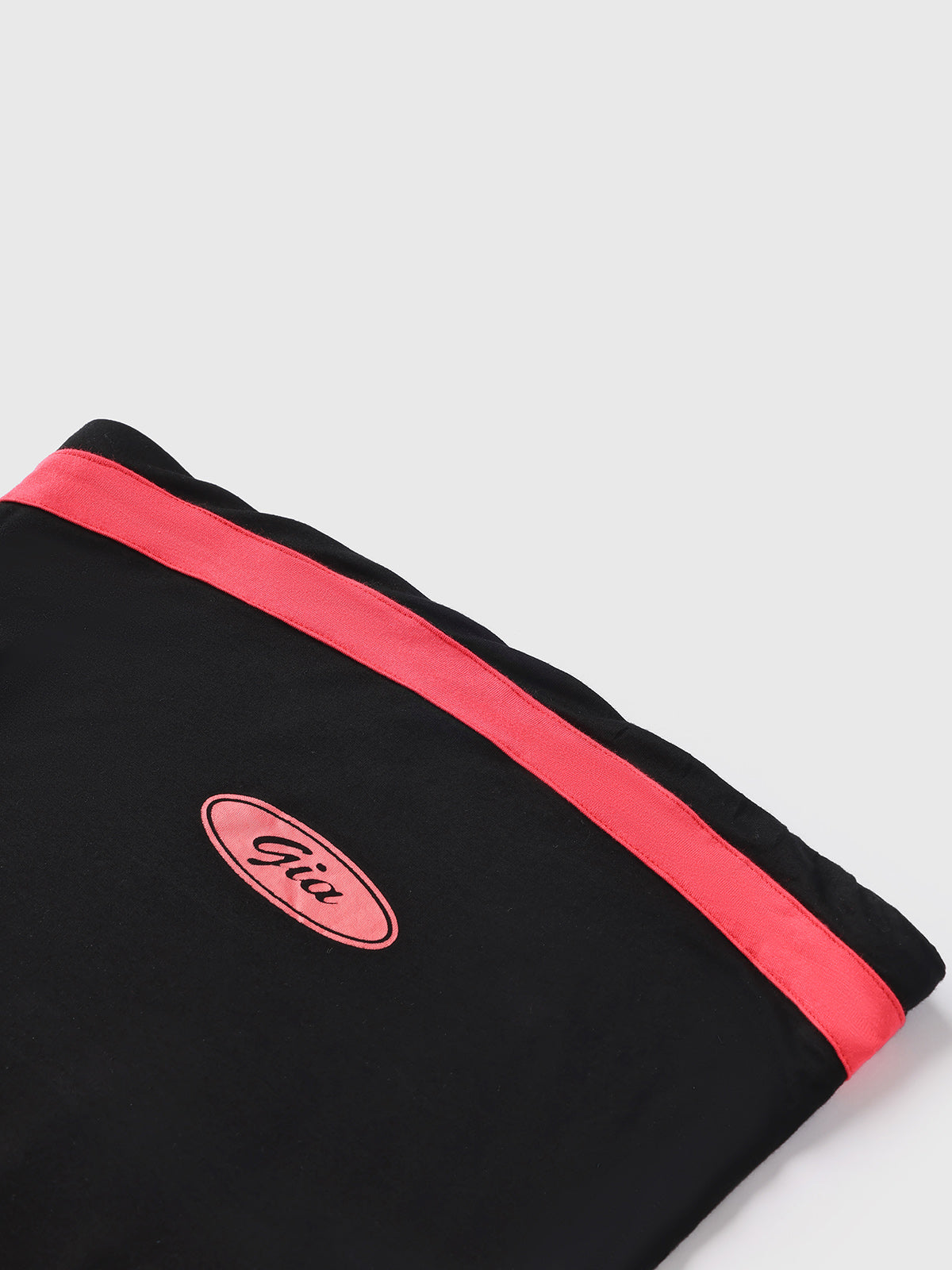 Split Power Contrast Tank – Black Red