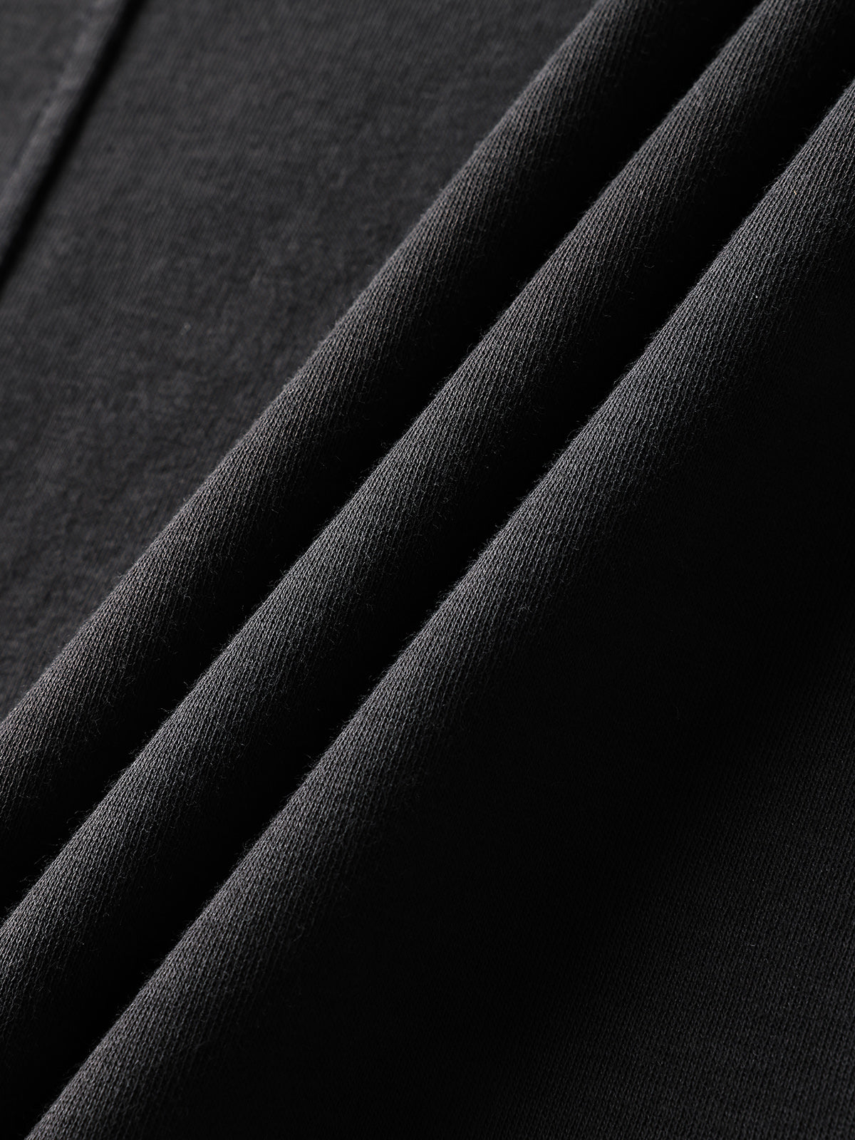Lecture Skip Graphic Tee - Deep Black