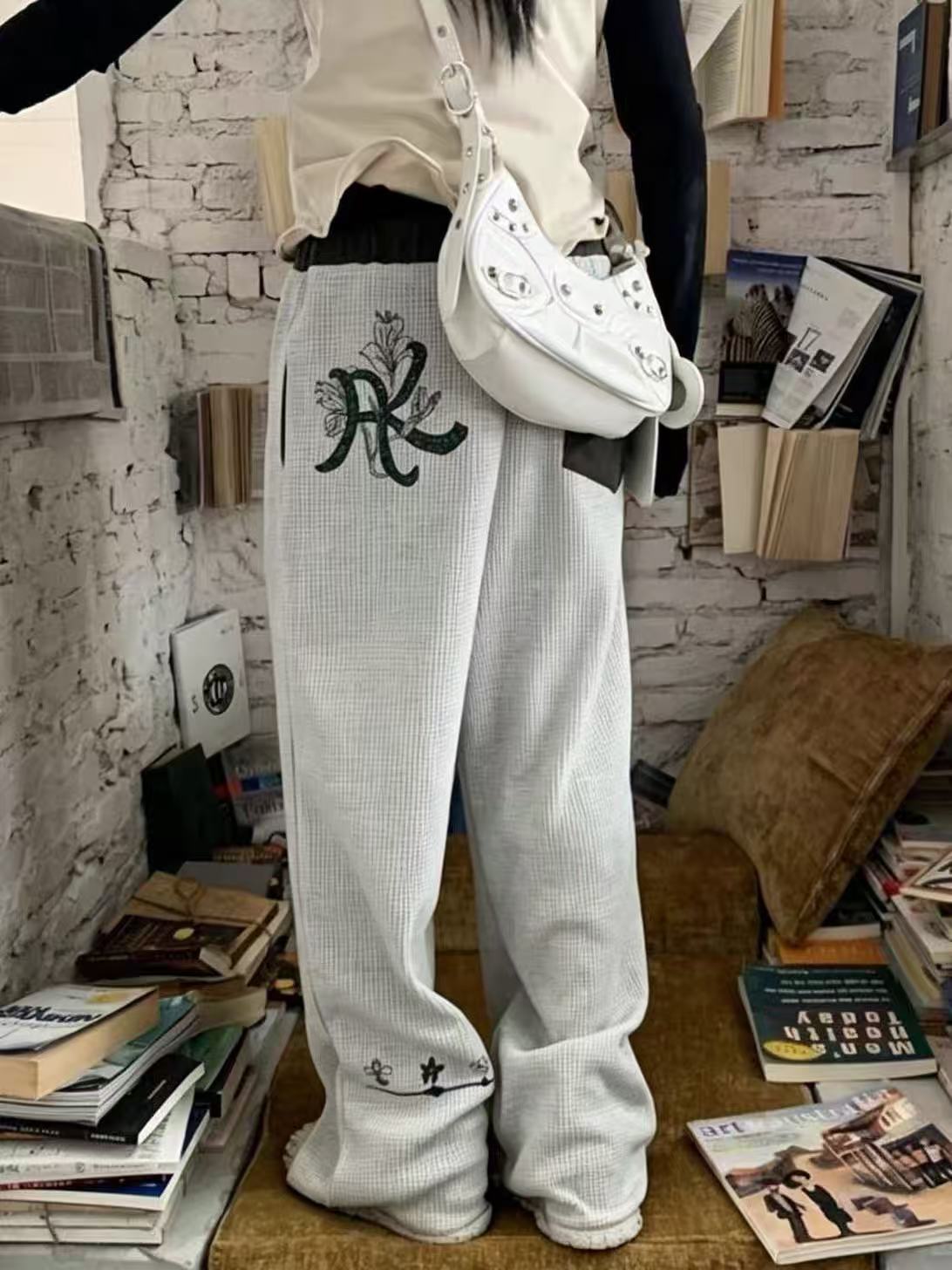 Brick Lane Distressed Wash Wide-Leg Cargo Maxi Pants - Light Grey