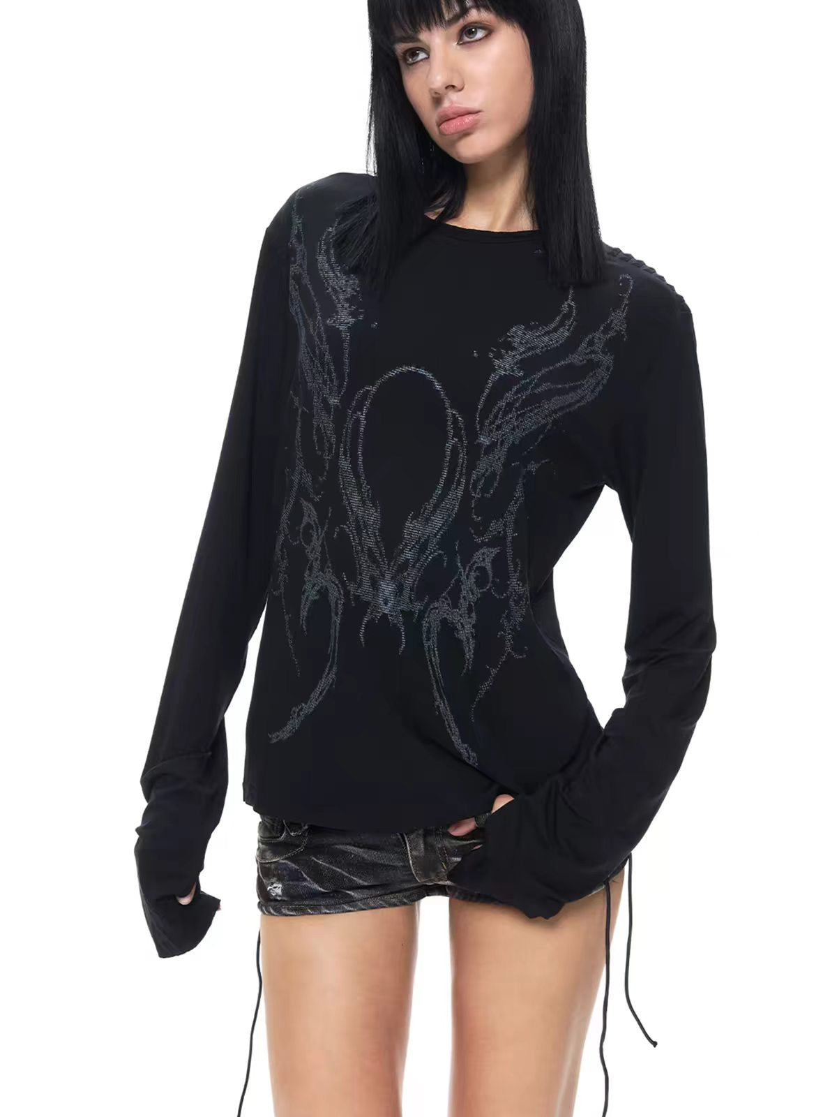 Brick Lane Skimming Graphic Print Long Sleeve Tee - Black