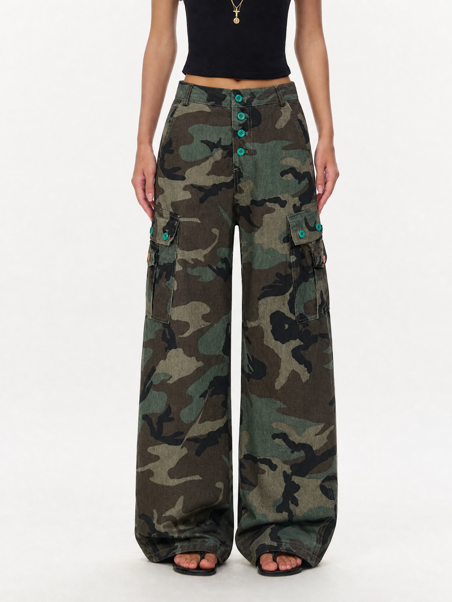Brick Lane Curved Cut Camouflage Contrast Utility Pants - Camo