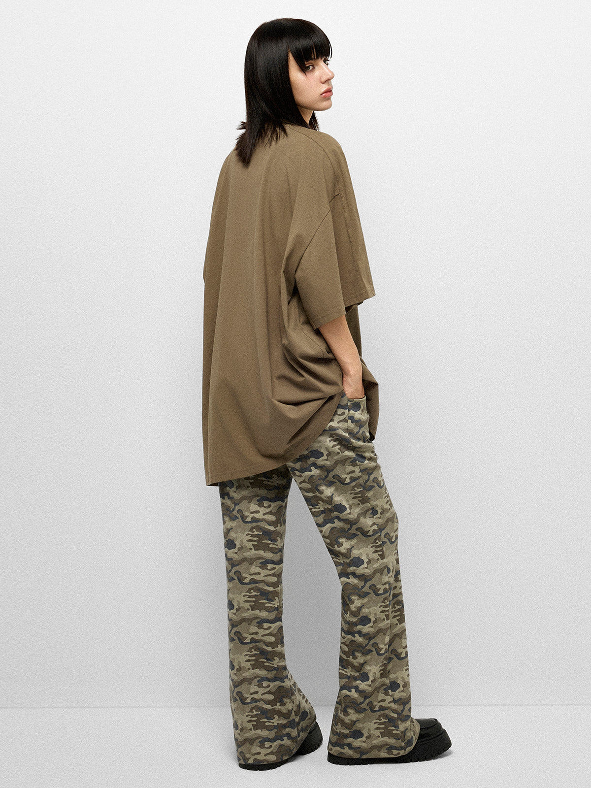 Roman Forum Mark Tee -  Olive Stone