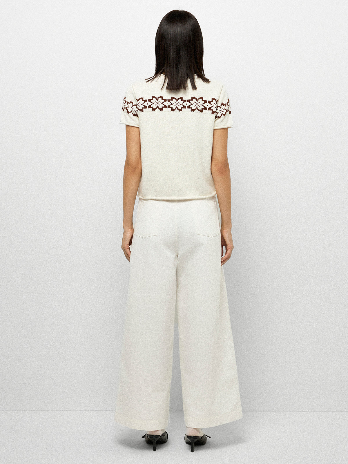 Bloom Band Knit Tee – White Brown