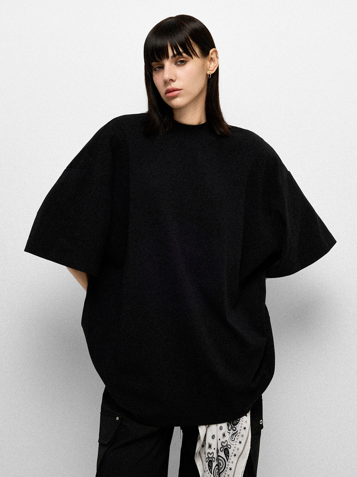 Dorm Chill Tee - Coal Black