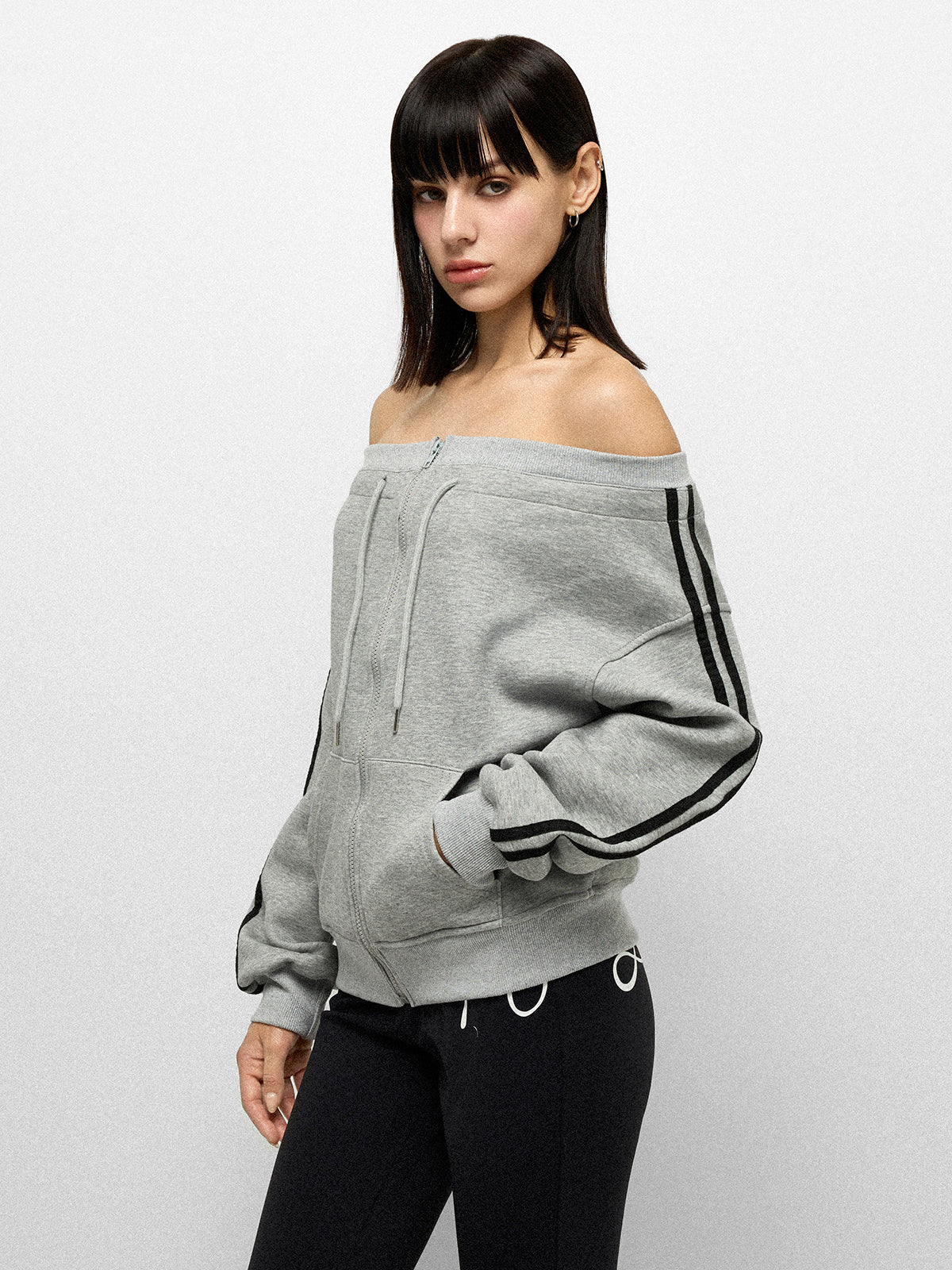 Court Side Offshoulder Jacket - Scholar Grey