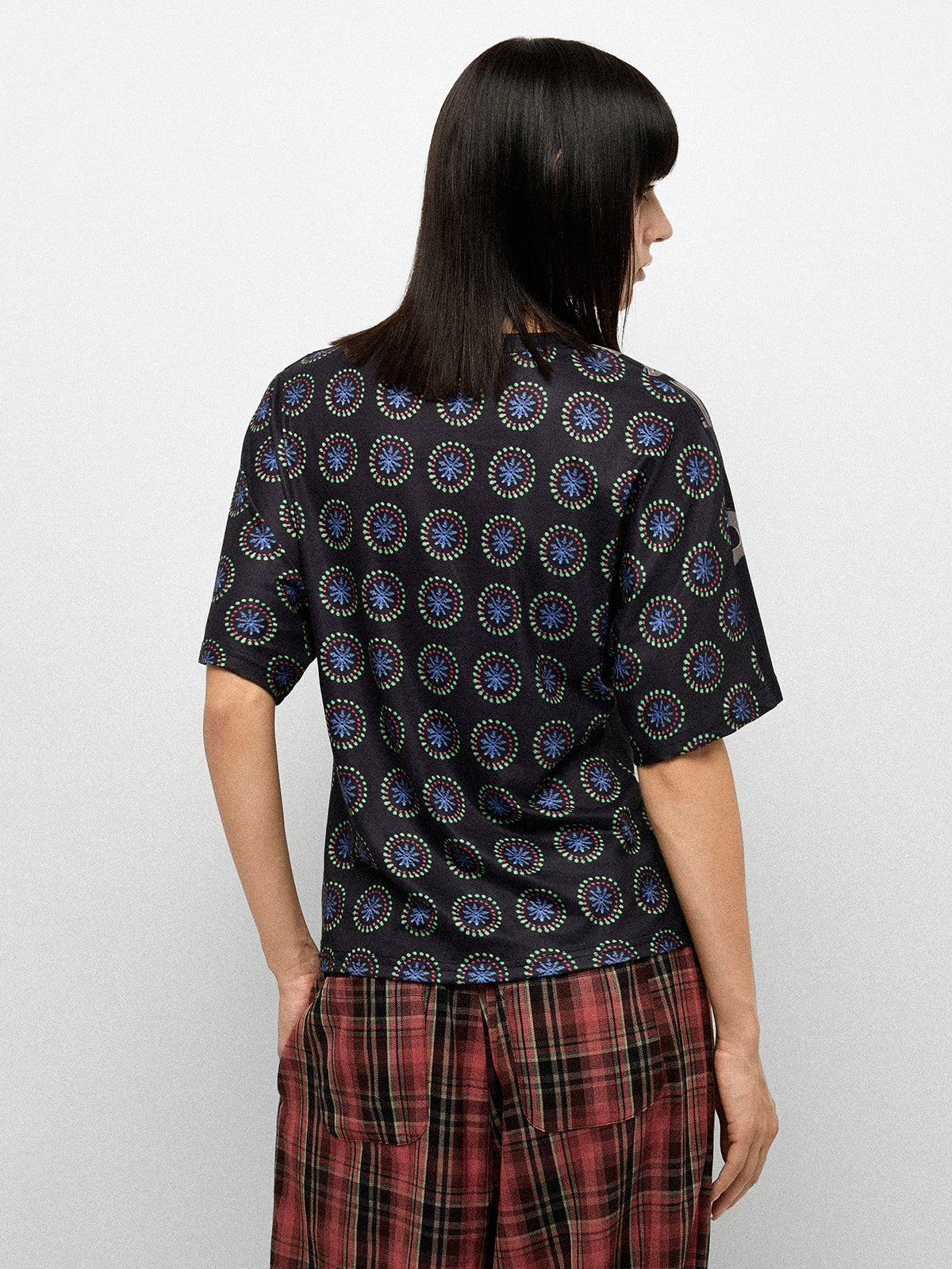 Night Pulse Tee - Black Neon