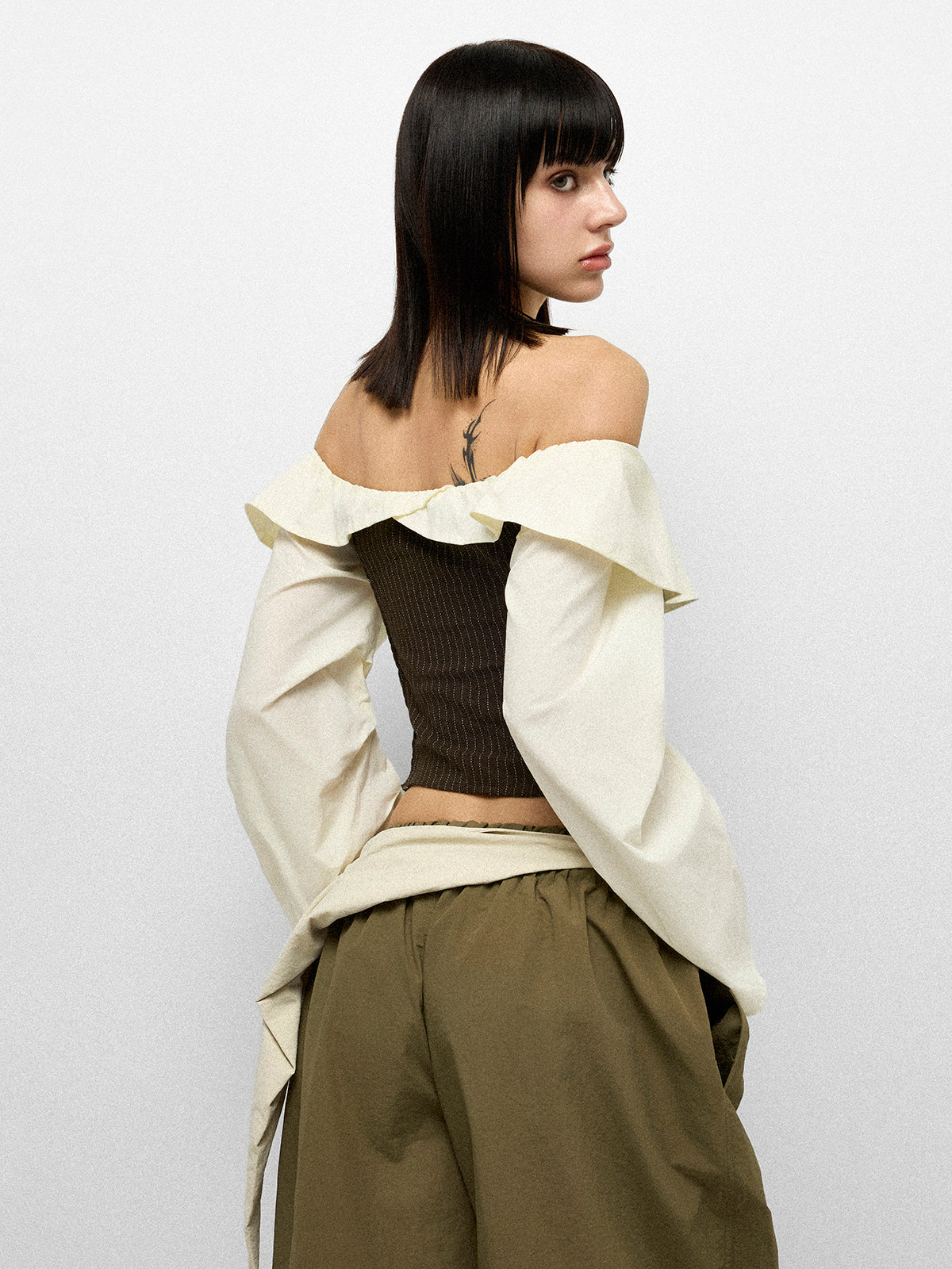 Fold Wing Shirt - Ivory Black