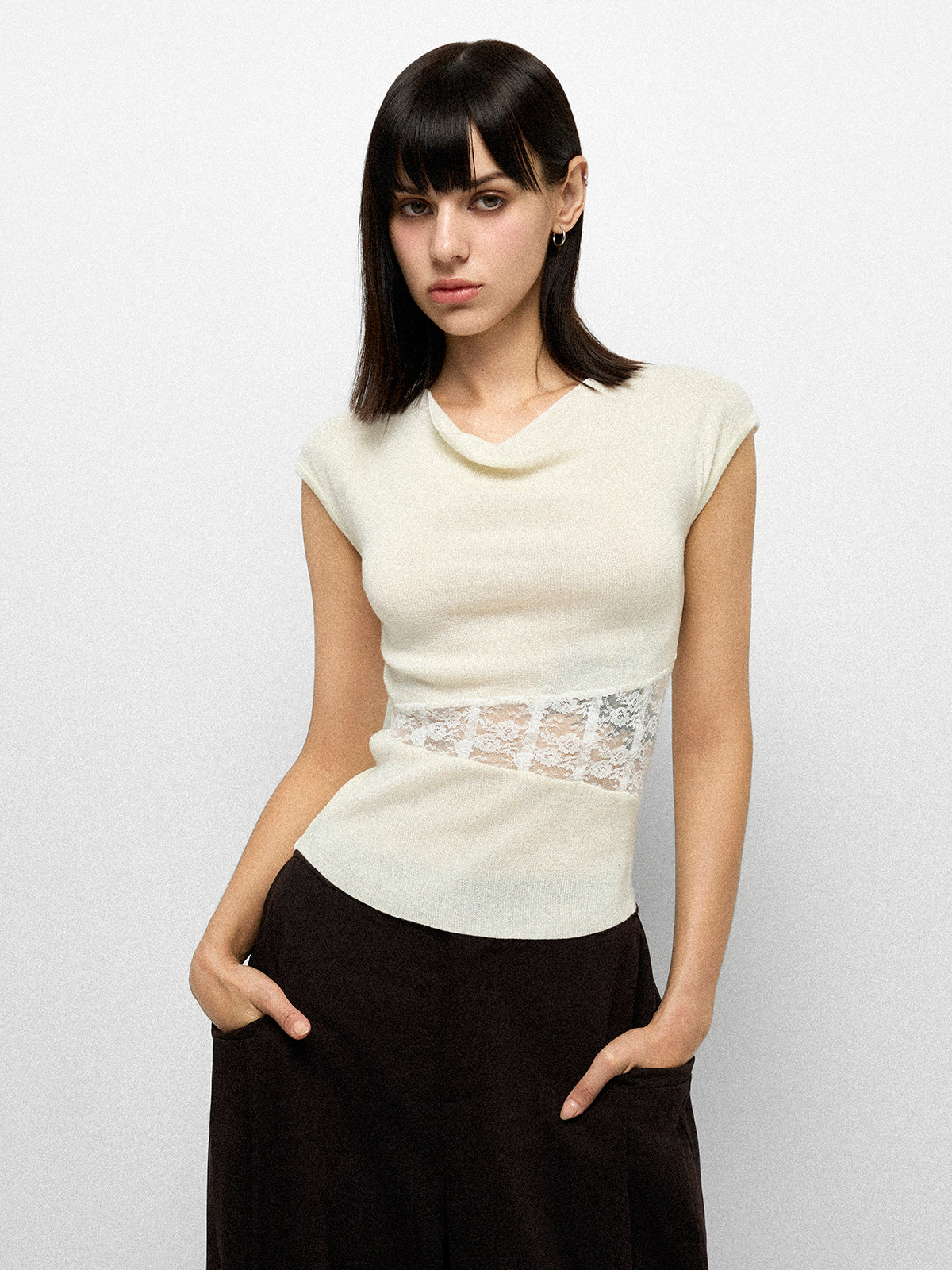 Petal Mark Tee - Cream Beige