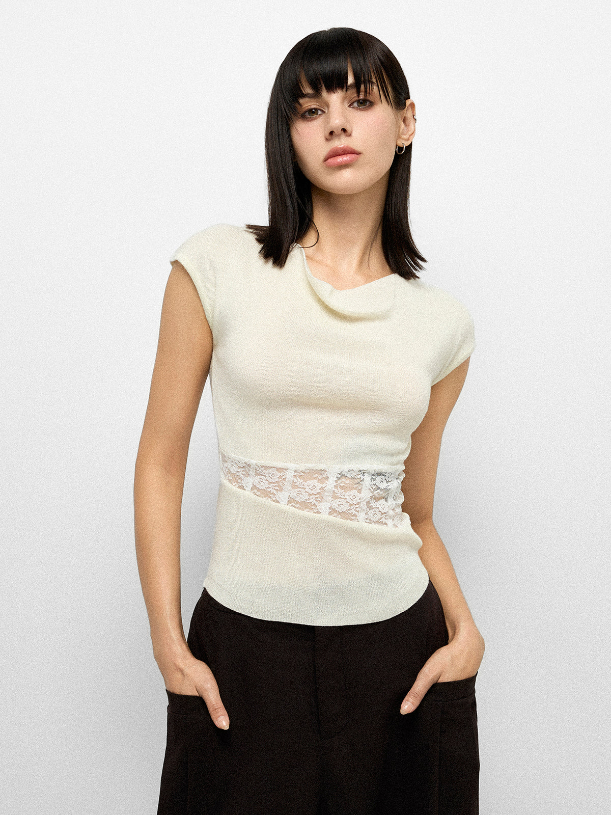 Petal Mark Tee - Cream Beige