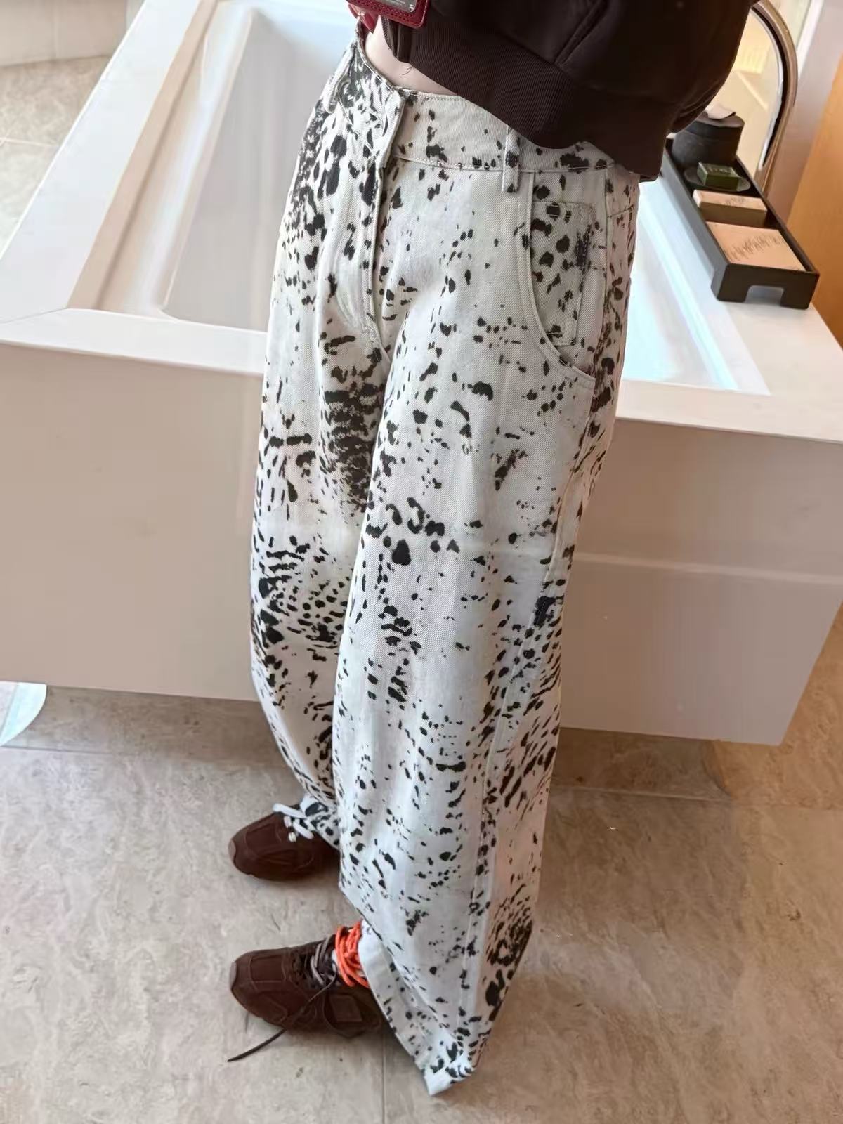 Brick Lane Wide-leg Abstract Pattern Drawstring Maxi Pants - Black/White