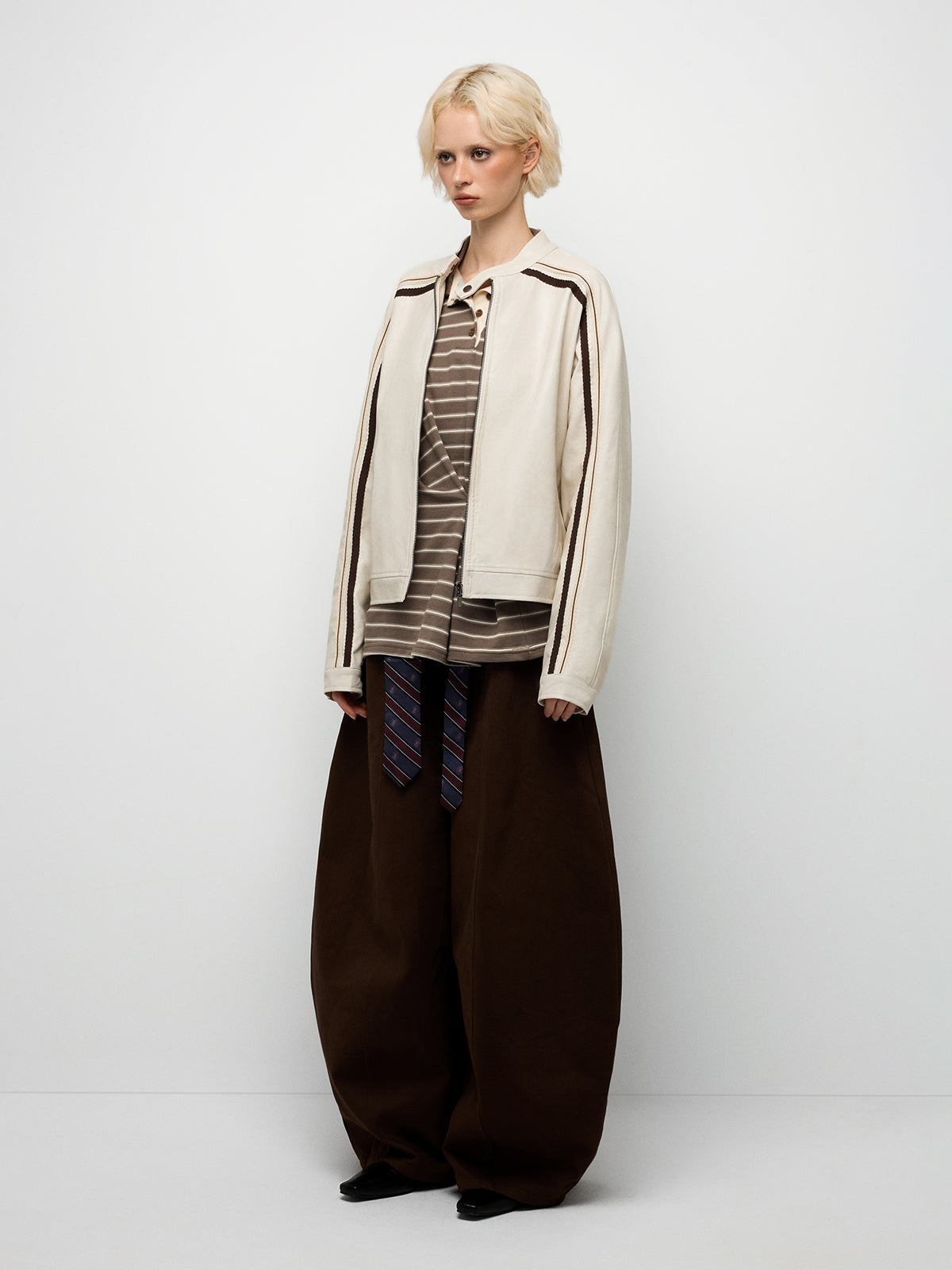 Velvet Rush Jacket - Beige Bliss
