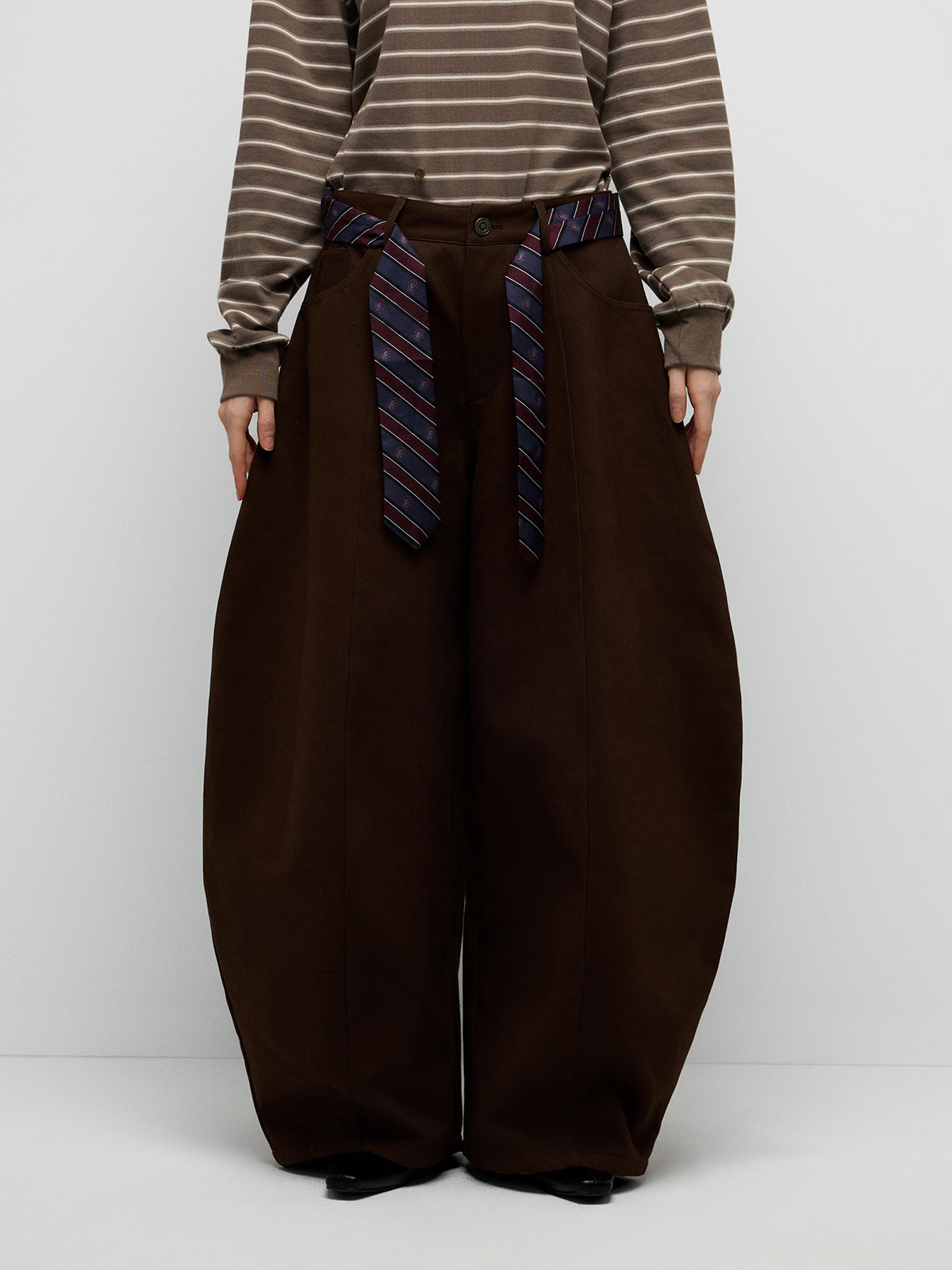 Low Battery Chic Pants – Espresso Brown