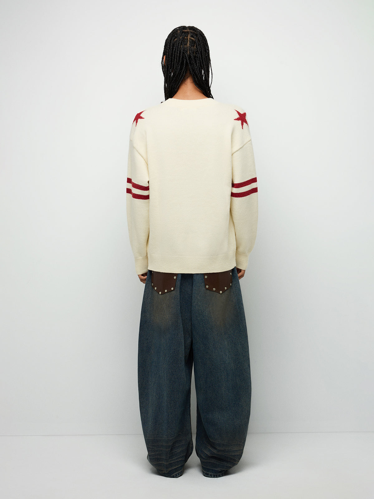 Collegiate V-Neck Sweater – Cream Burgundy