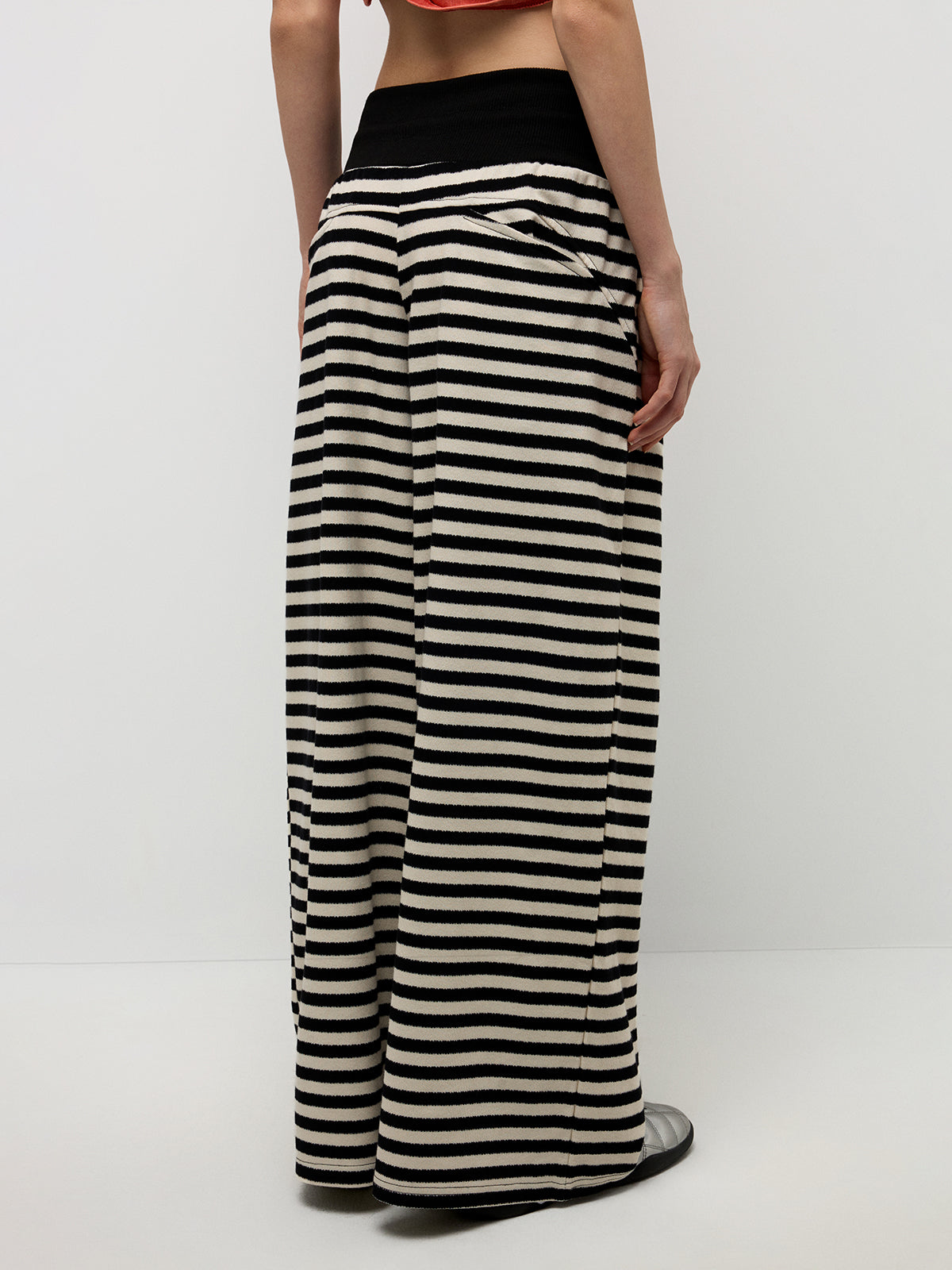 Knitted Stripe Pants - Black White