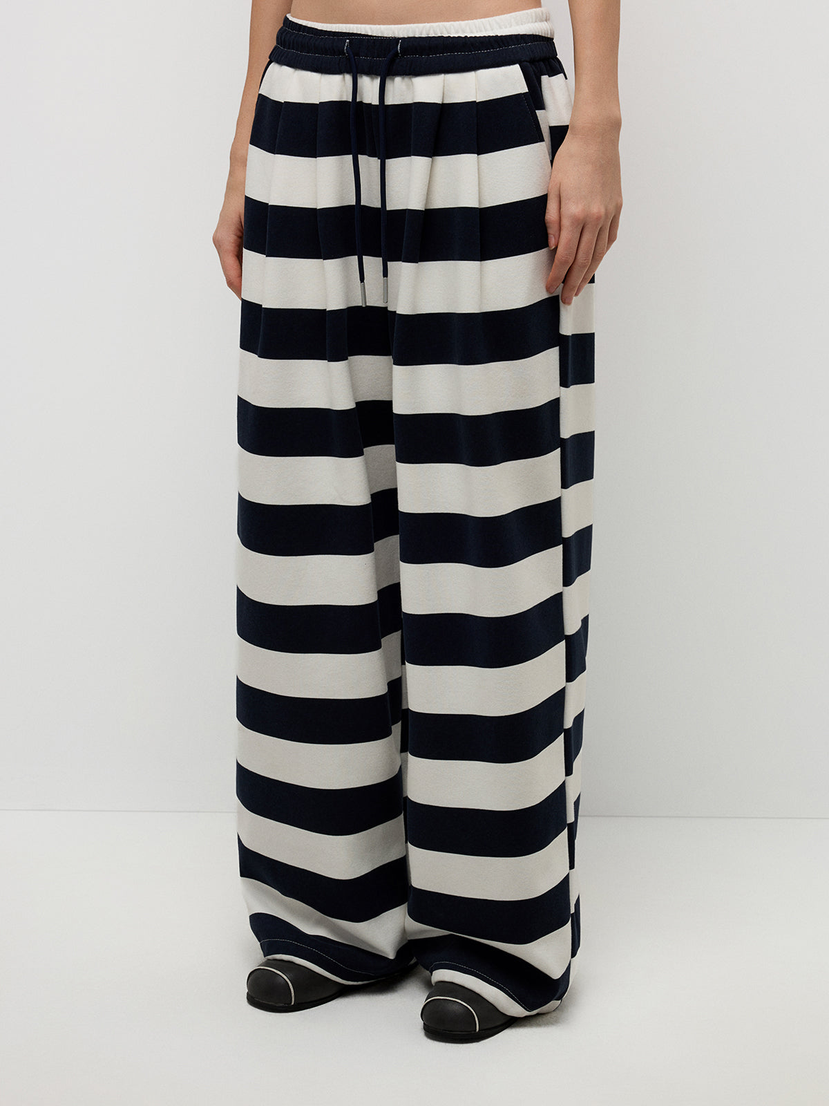 Wide Stripe Pants - Black White
