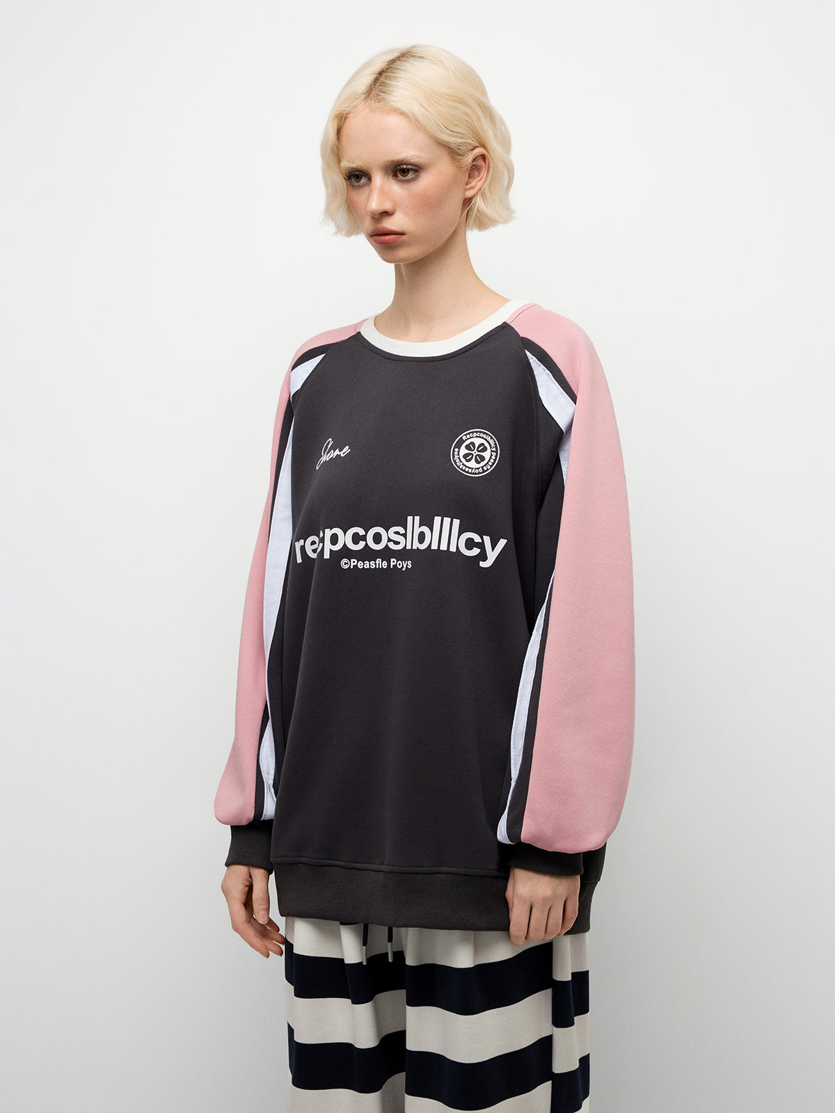 Two-Tone Crew Sweatshirt - Black Pink