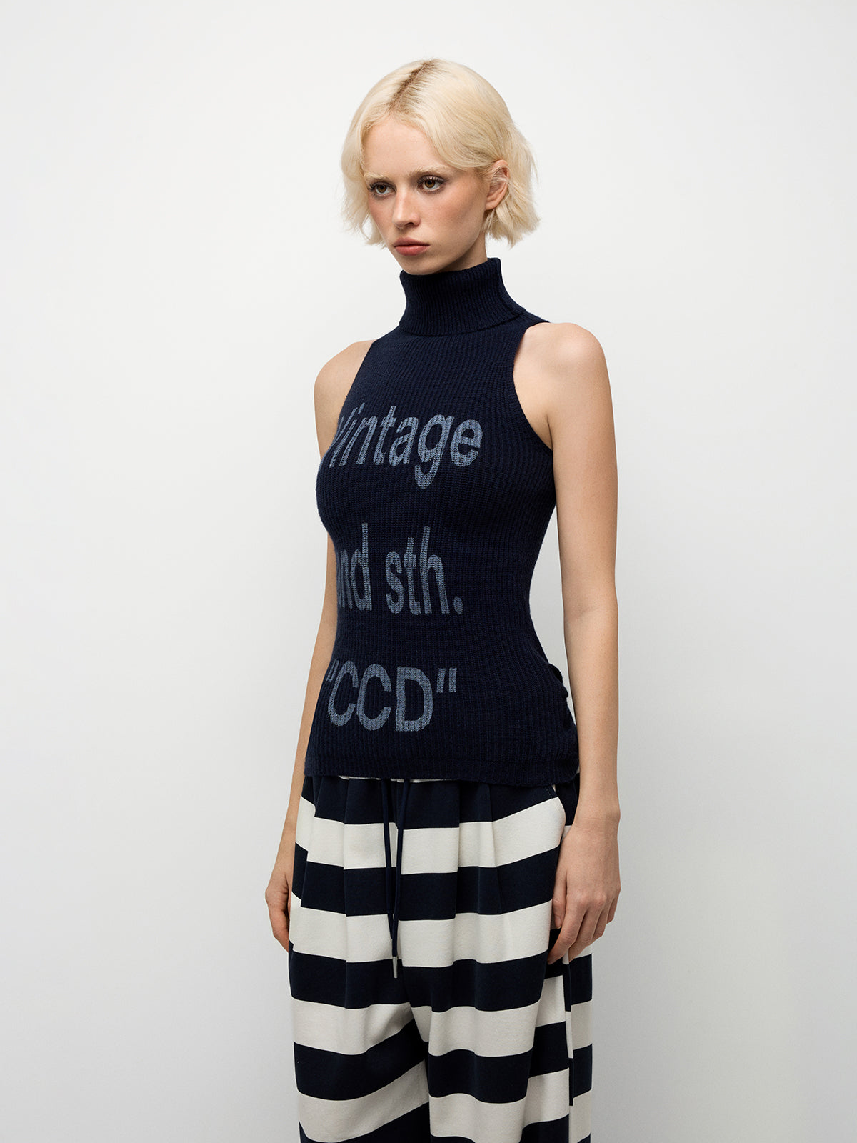 Midnight Draft Top – Navy Ink