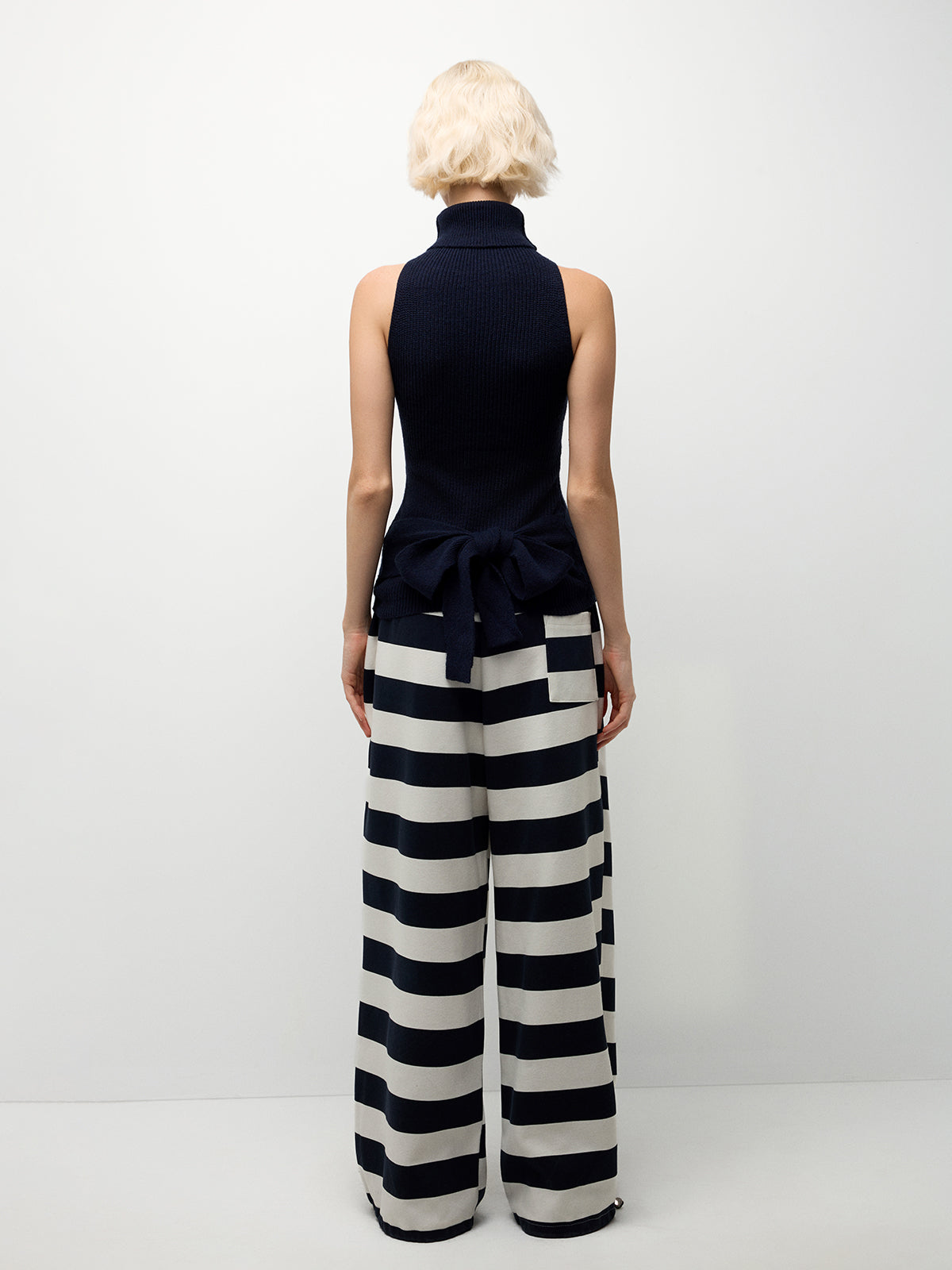 Midnight Draft Top – Navy Ink