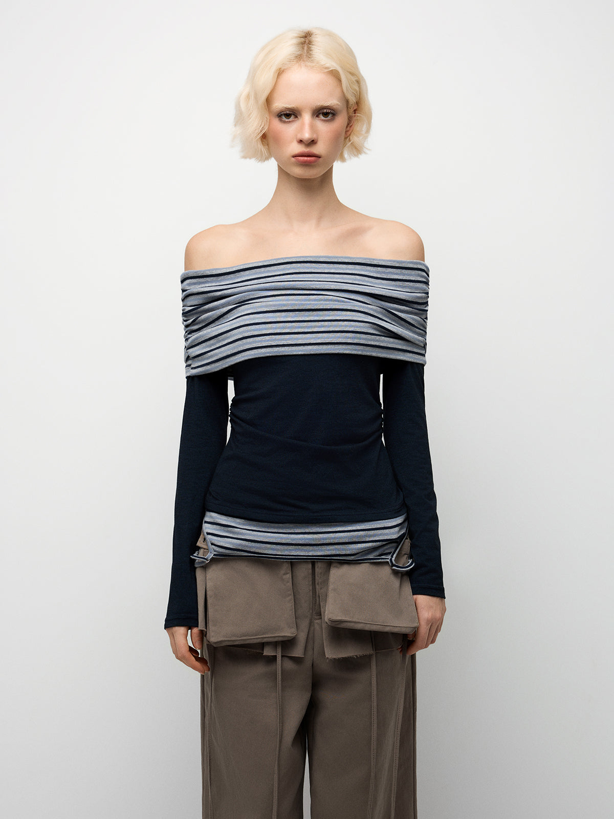 Serene Line Off-Shoulder Top – Noir Stripe
