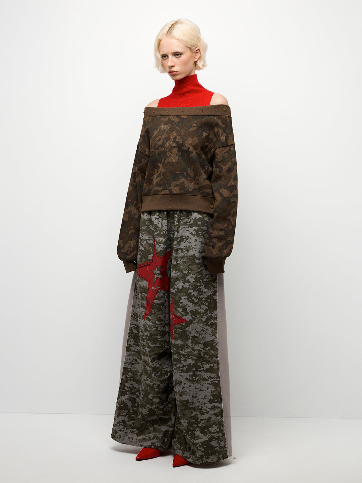 Camouflage Queen Sweatshirt - Army Chic