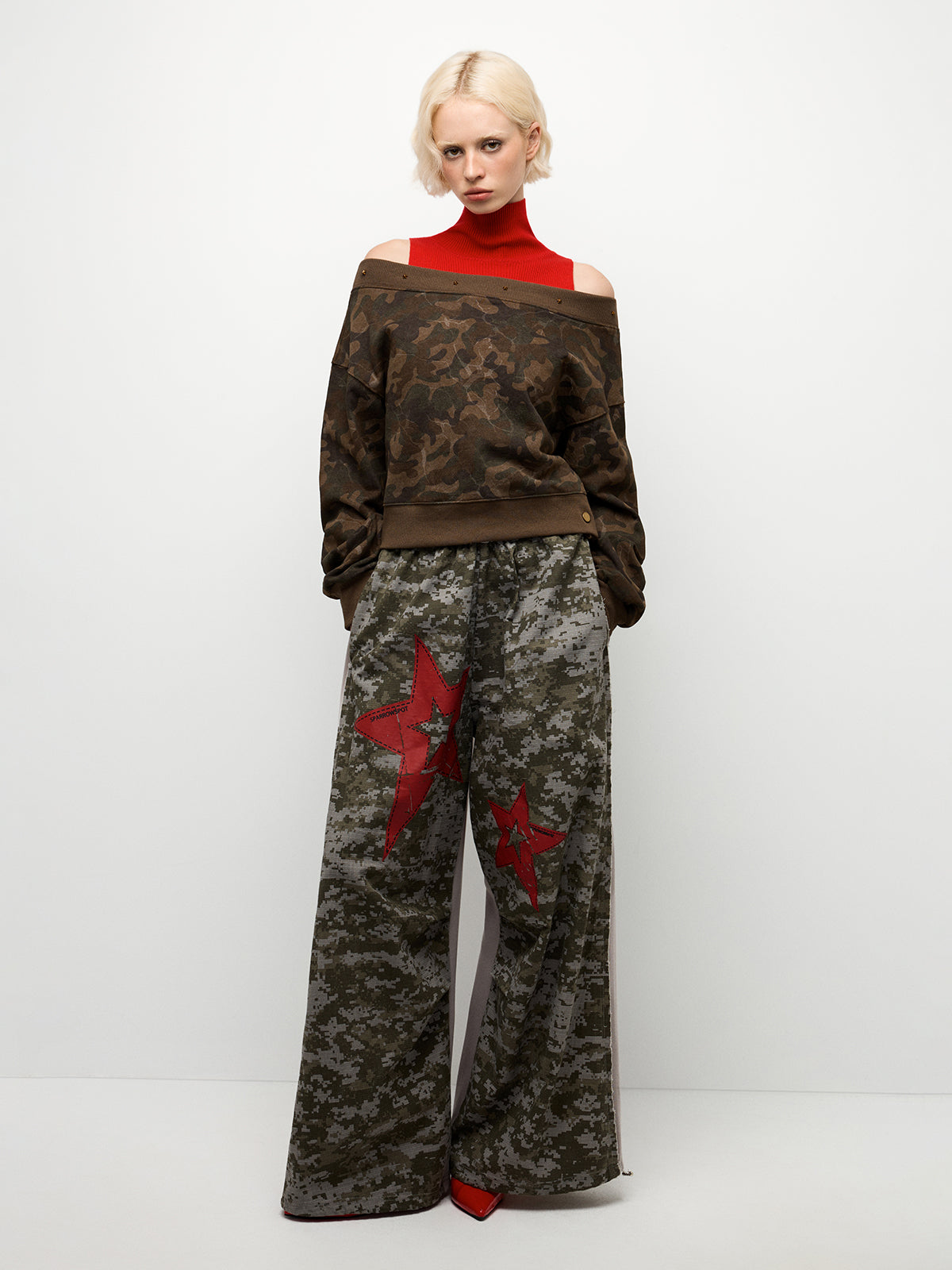 Camo Star Pants – Beige Contrast