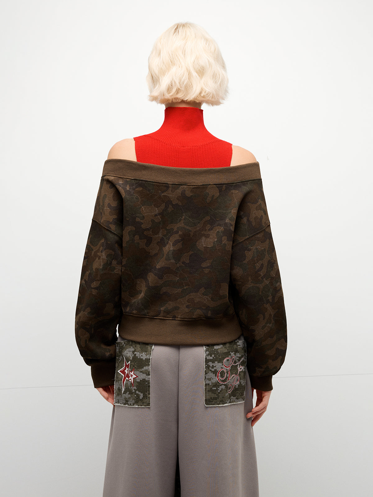 Camouflage Queen Sweatshirt - Army Chic