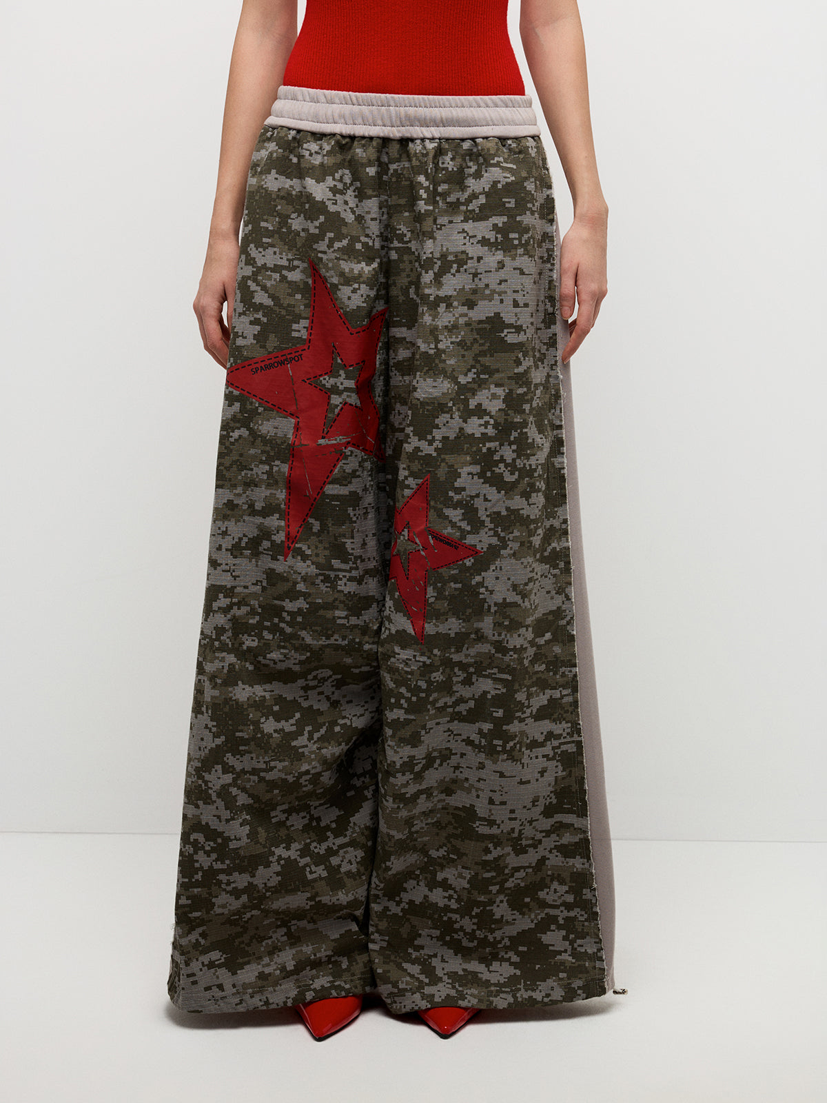 Camo Star Pants – Beige Contrast