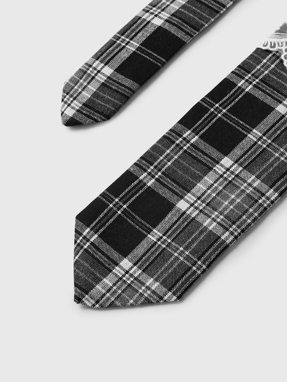 Bookish Lace Check Tie - Ink & Ivory