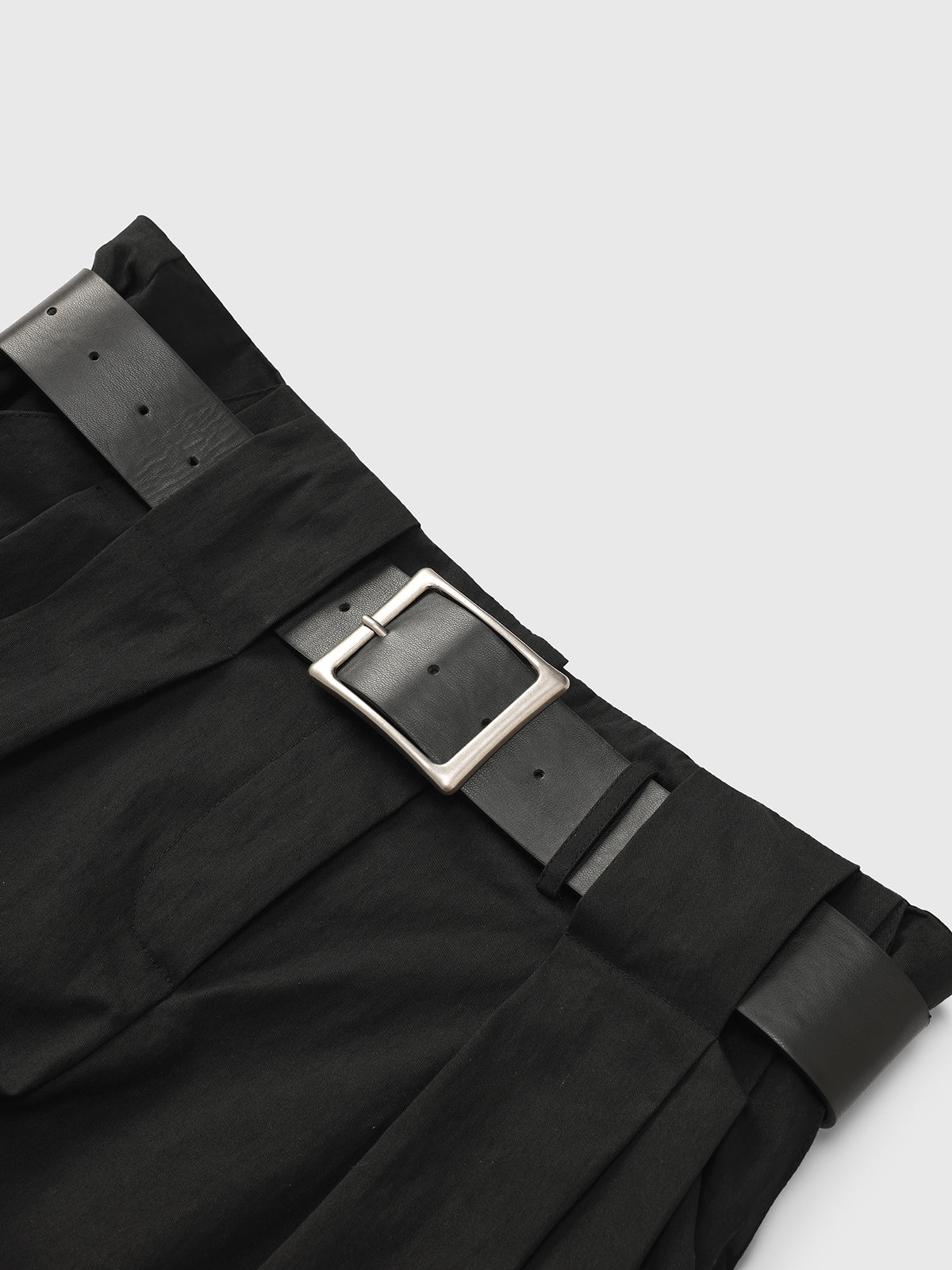 Desk Break Belted Shorts – Ink Black